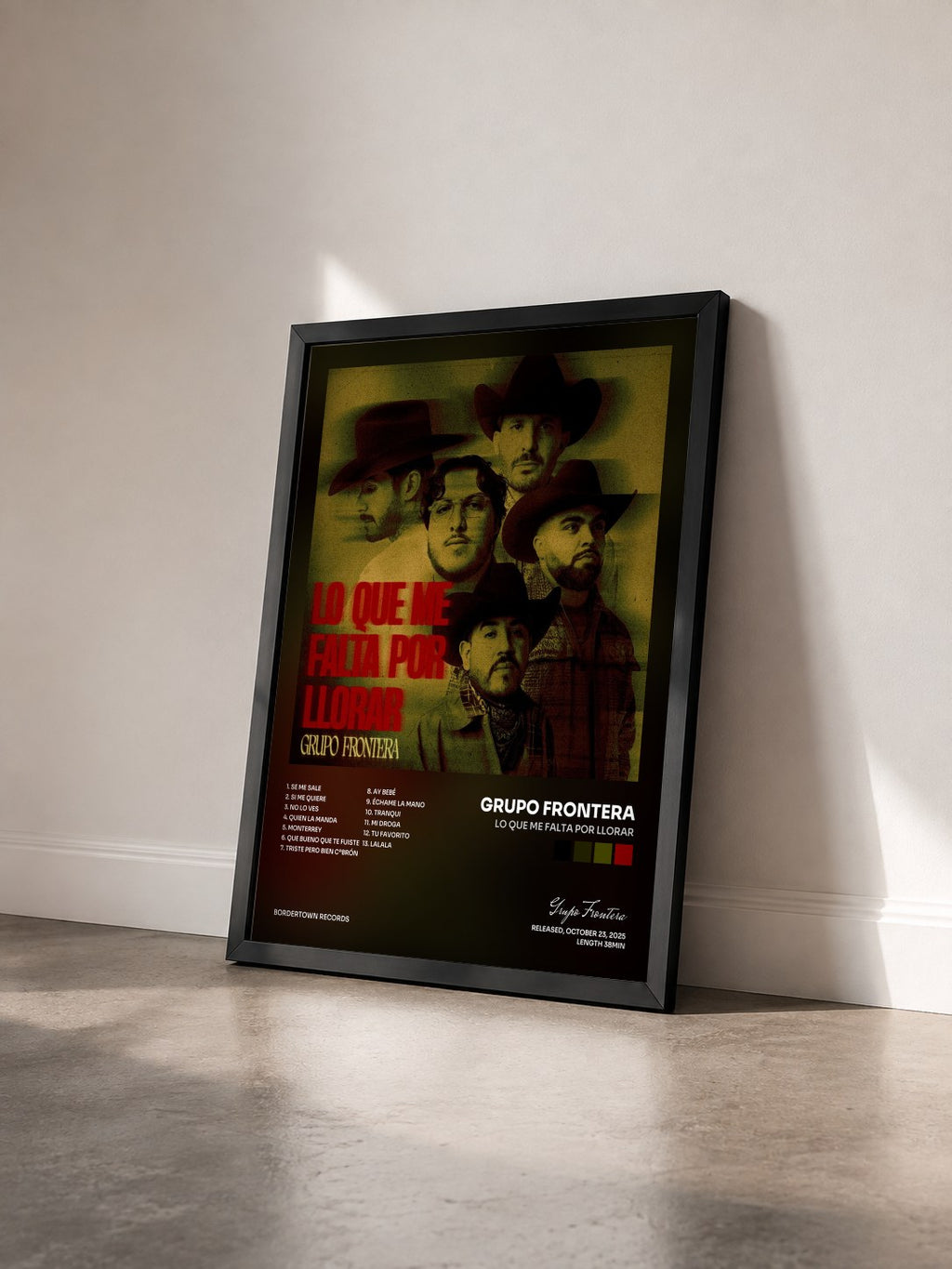 #noir Tableau de l'album LO QUE ME FALTA POR LLORAR de Grupo Frontera vu de trois quarts, cadre noir