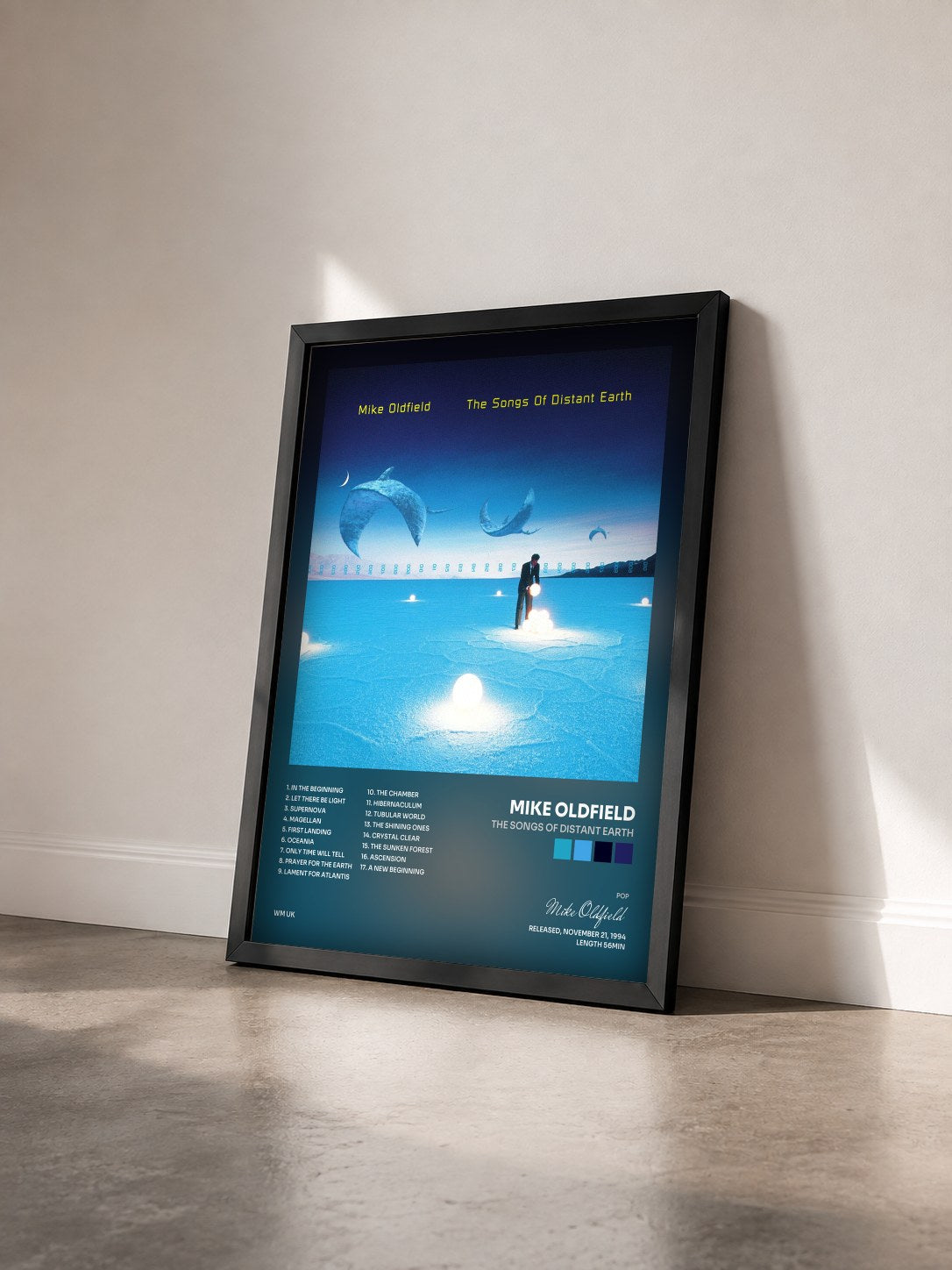 #noir Tableau de l'album The Songs of Distant Earth de Mike Oldfield vu de trois quarts, cadre noir