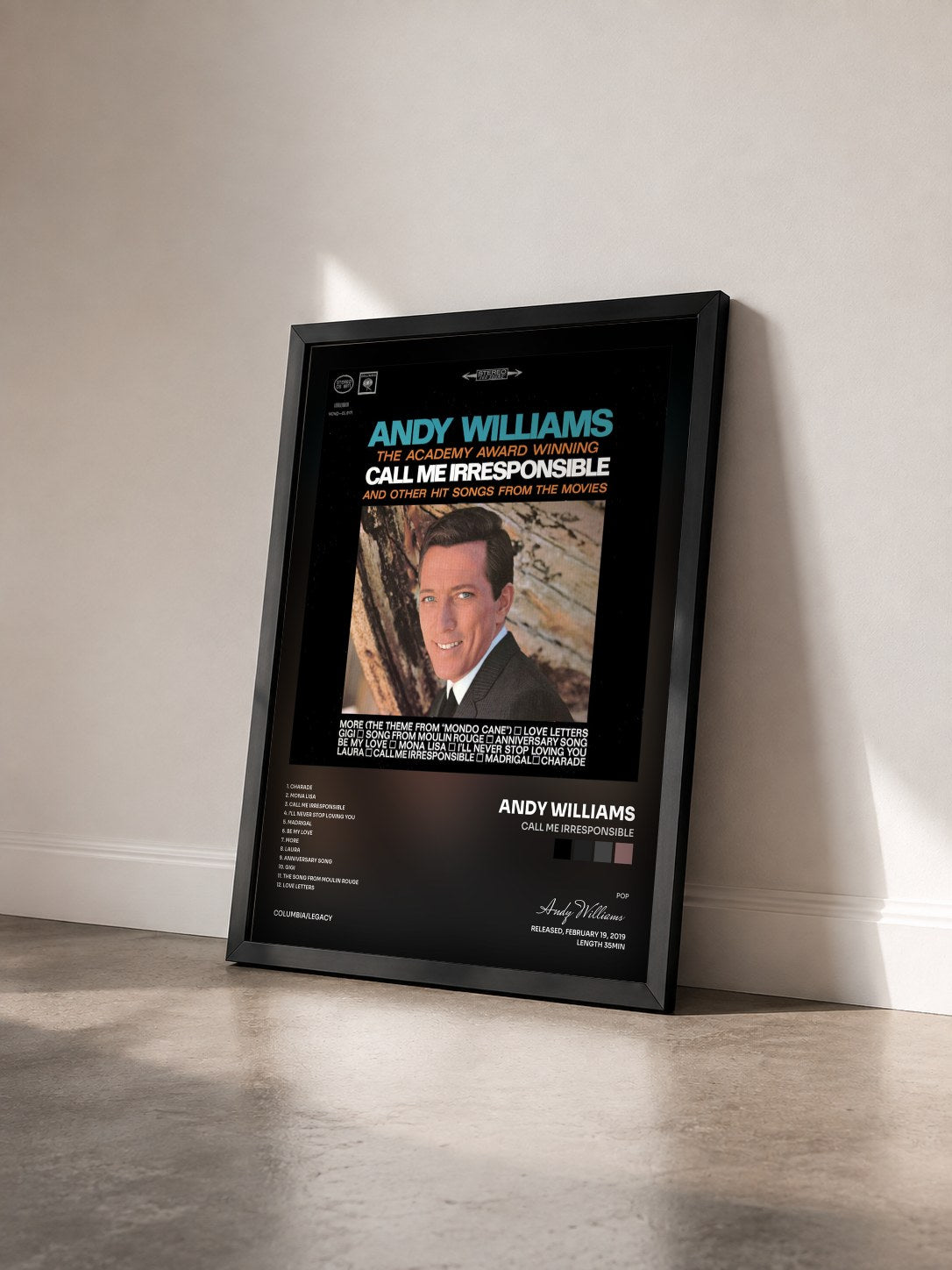 #noir Tableau de l'album Call Me Irresponsible de Andy Williams vu de trois quarts, cadre noir