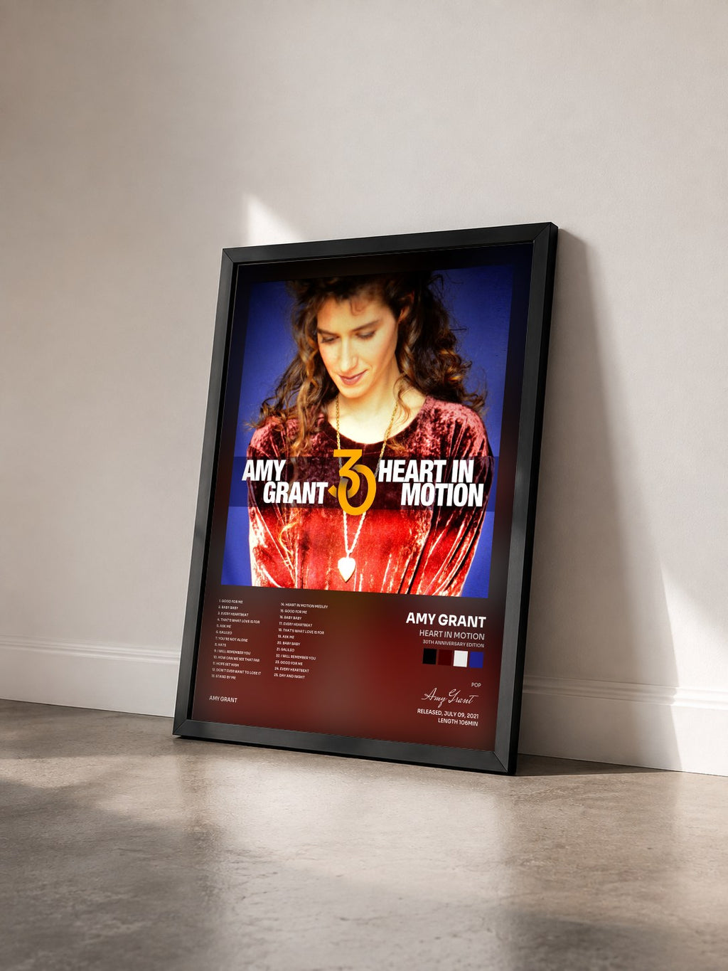 #noir Tableau de l'album Heart In Motion (30th Anniversary Edition) de Amy Grant vu de trois quarts, cadre noir