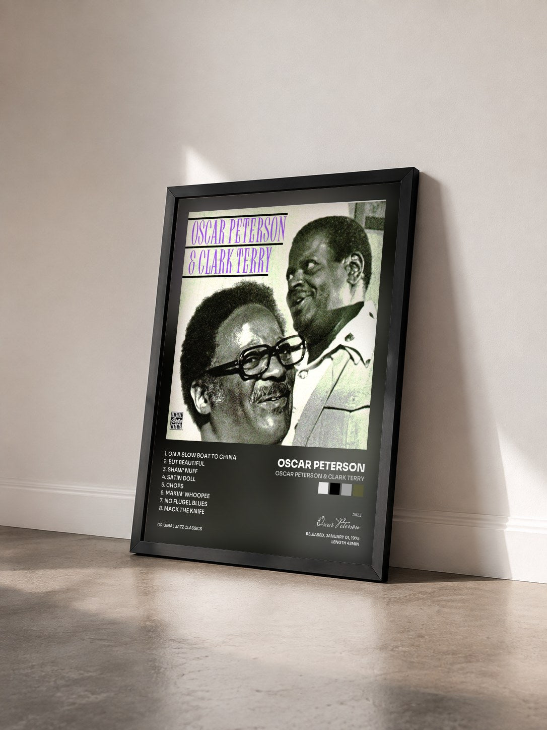 #noir Tableau de l'album Oscar Peterson & Clark Terry de Oscar Peterson vu de trois quarts, cadre noir