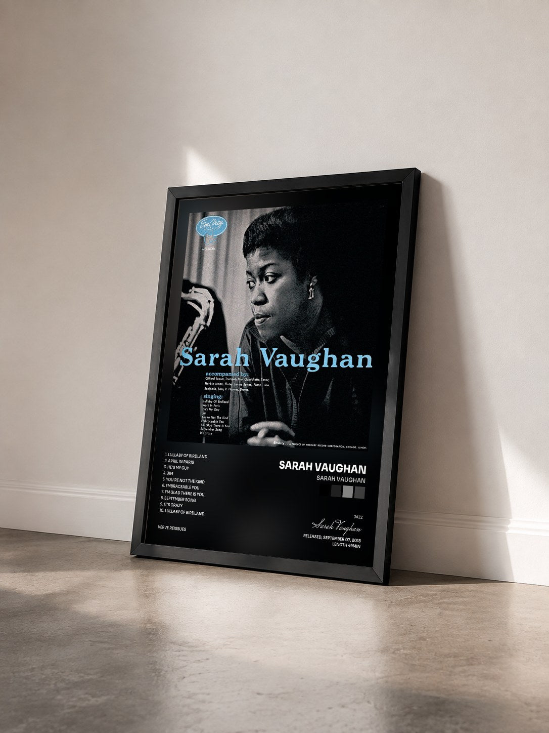 #noir Tableau de l'album Sarah Vaughan de Sarah Vaughan vu de trois quarts, cadre noir