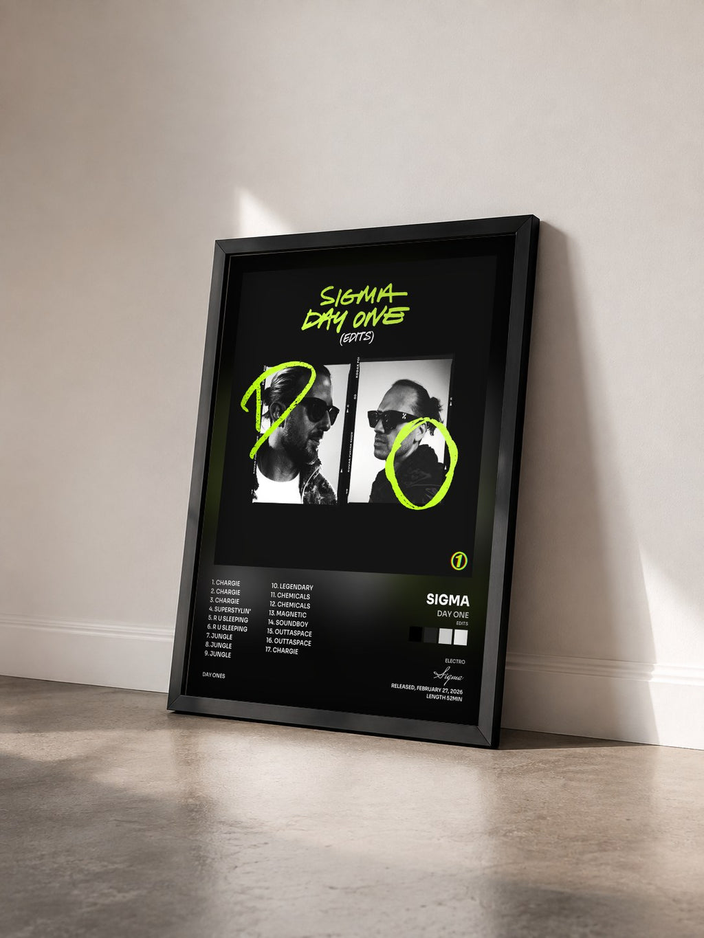 #noir Tableau de l'album DAY ONE (Edits) de Sigma vu de trois quarts, cadre noir