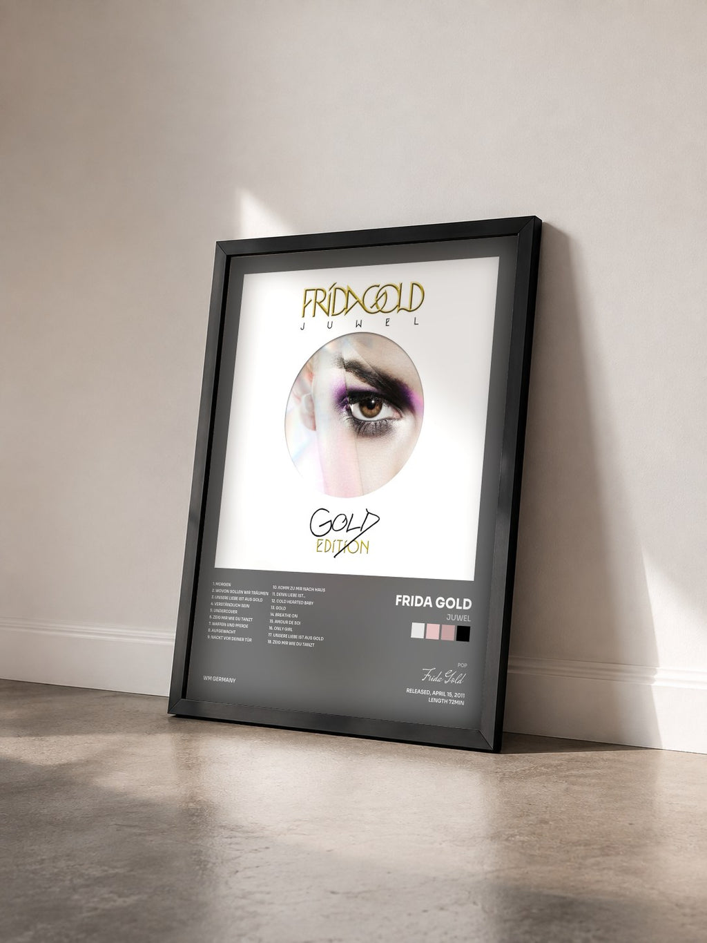 #noir Tableau de l'album Juwel de Frida Gold vu de trois quarts, cadre noir