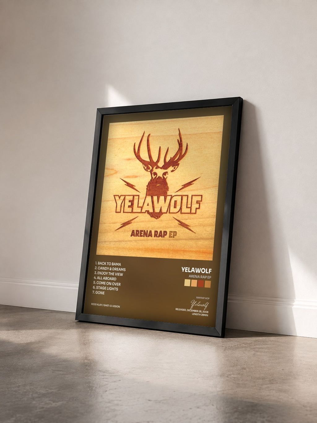 #noir Tableau de l'album Arena Rap EP de Yelawolf vu de trois quarts, cadre noir