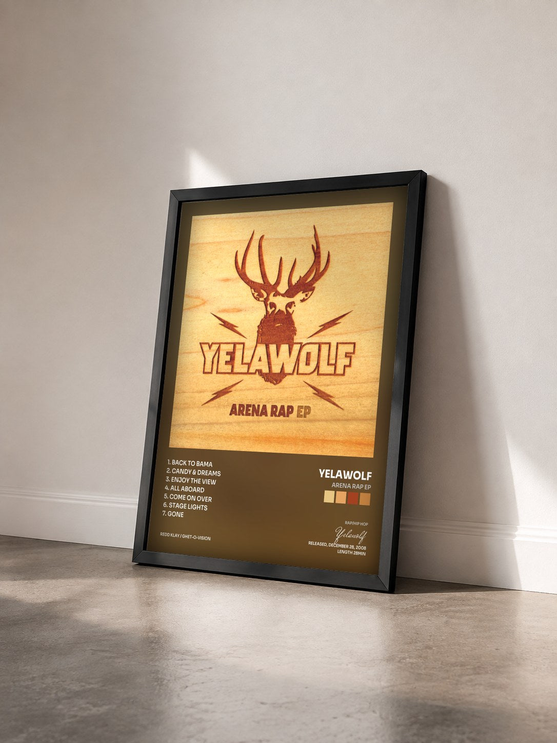 #noir Tableau de l'album Arena Rap EP de Yelawolf vu de trois quarts, cadre noir