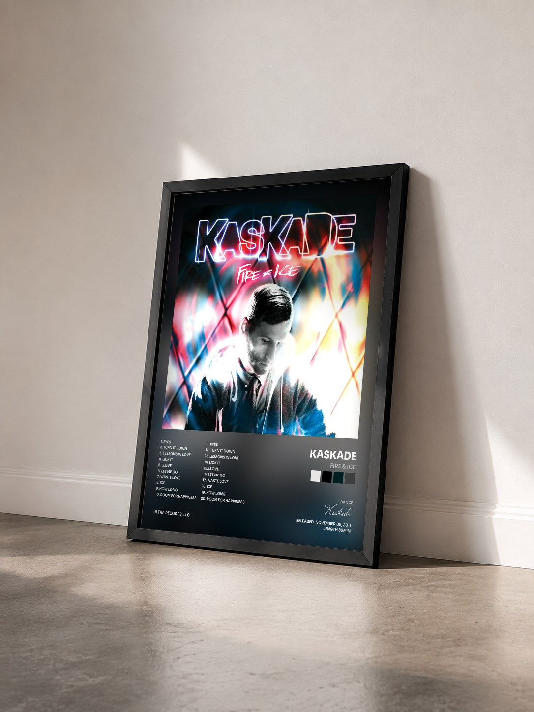 #noir Tableau de l'album Fire & Ice de Kaskade vu de trois quarts, cadre noir