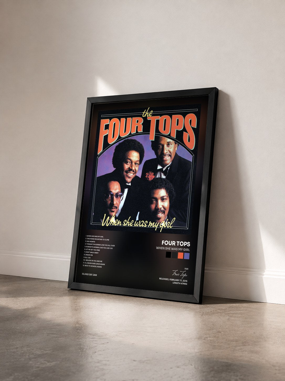 #noir Tableau de l'album When She Was My Girl de Four Tops vu de trois quarts, cadre noir