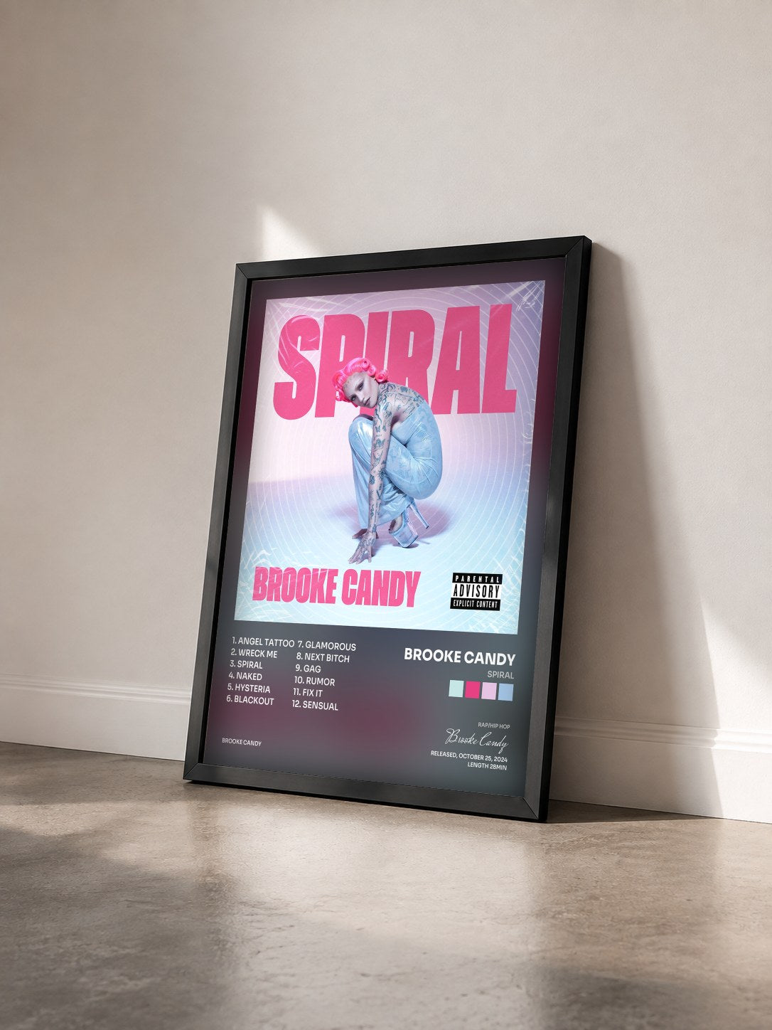 #noir Tableau de l'album SPIRAL de Brooke Candy vu de trois quarts, cadre noir
