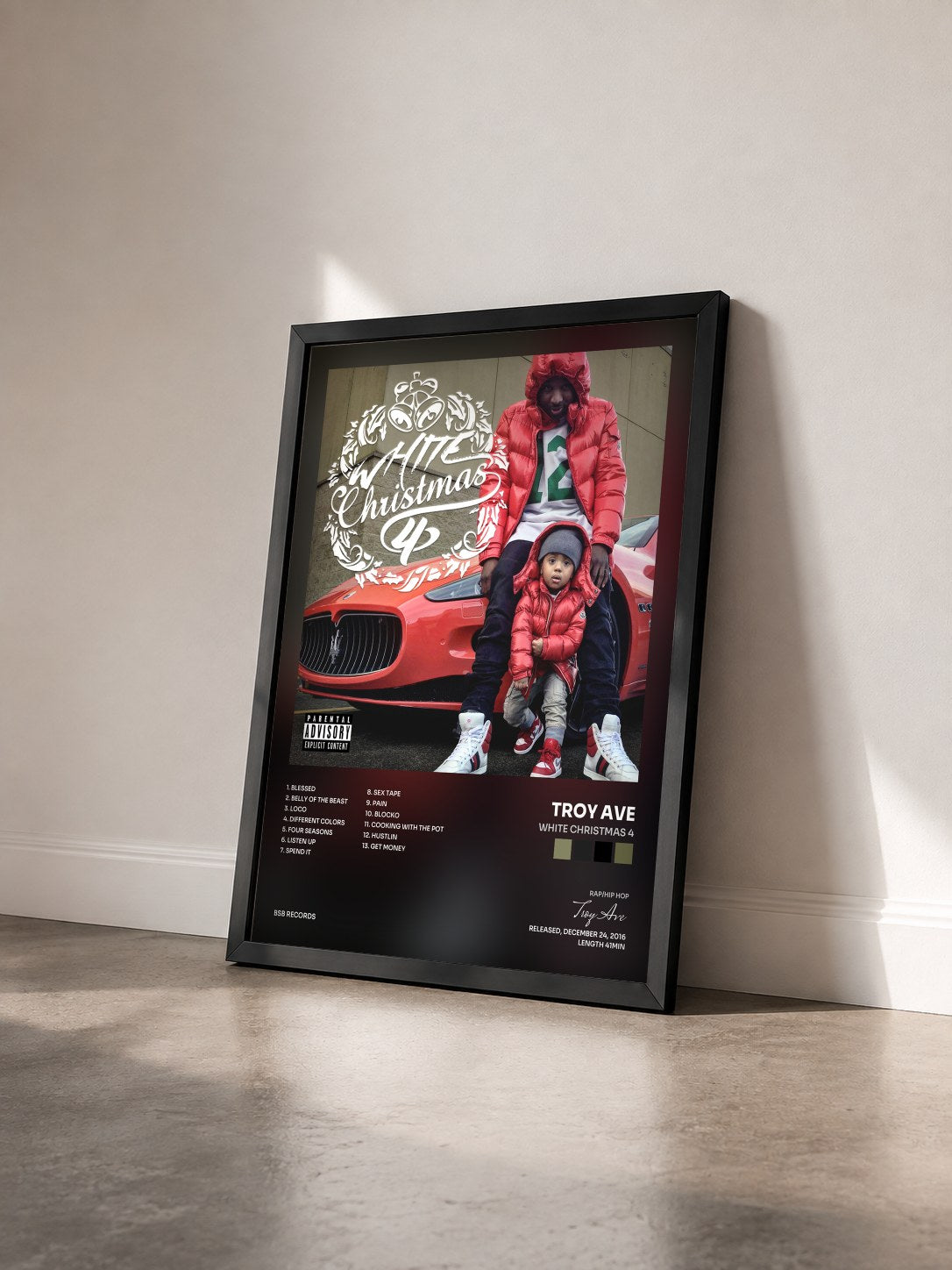 #noir Tableau de l'album White Christmas 4 de Troy Ave vu de trois quarts, cadre noir