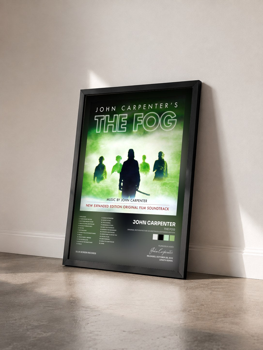 #noir Tableau de l'album The Fog (Original Motion Picture Soundtrack) (Expanded Edition) de John Carpenter vu de trois quarts, cadre noir