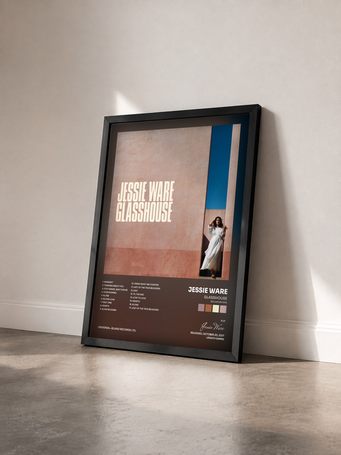 #noir Tableau de l'album Glasshouse (Deluxe Edition) de Jessie Ware vu de trois quarts, cadre noir