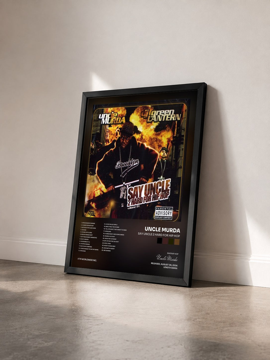 #noir Tableau de l'album Say Uncle 2 Hard for Hip Hop de Uncle Murda vu de trois quarts, cadre noir