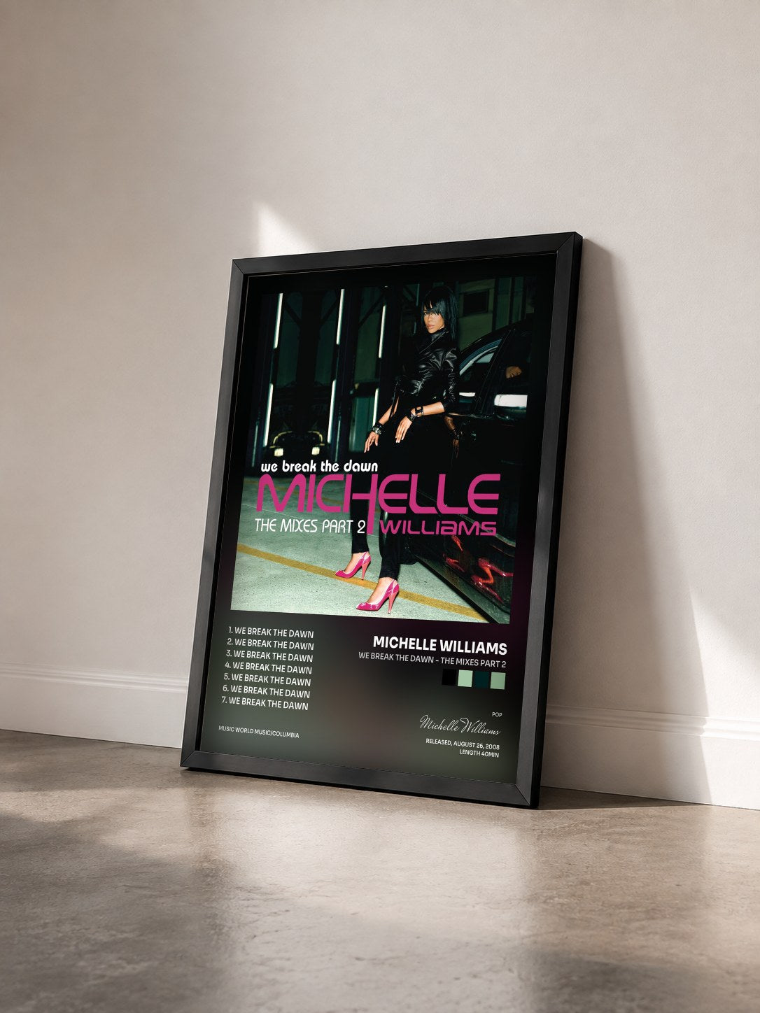 #noir Tableau de l'album We Break The Dawn - The Mixes Part 2 de Michelle Williams vu de trois quarts, cadre noir