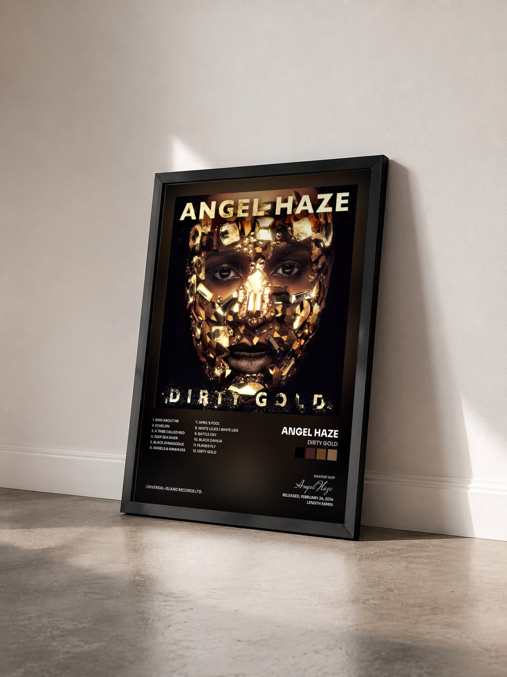 #noir Tableau de l'album Dirty Gold de Angel Haze vu de trois quarts, cadre noir