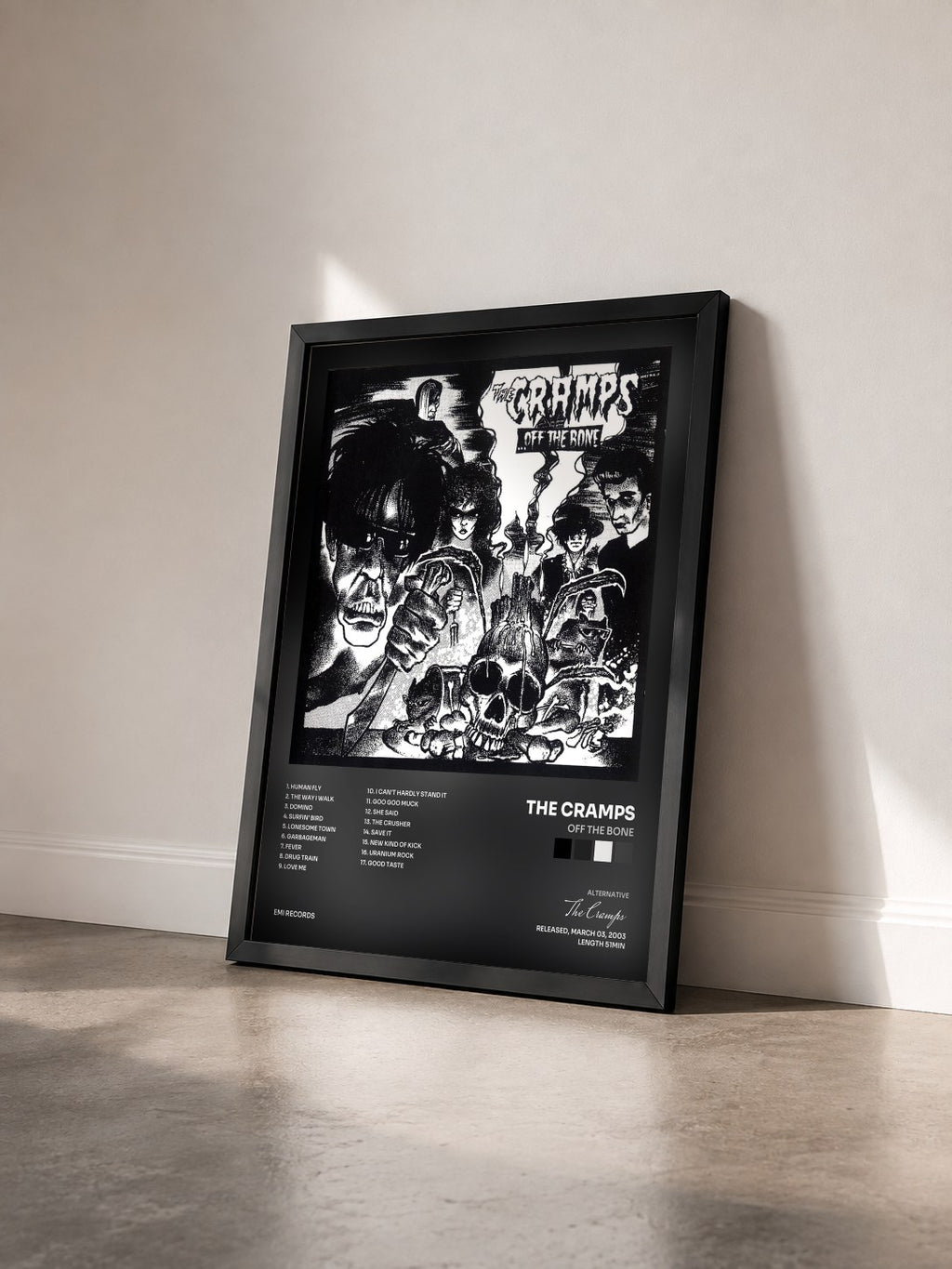 #noir Tableau de l'album Off The Bone de The Cramps vu de trois quarts, cadre noir