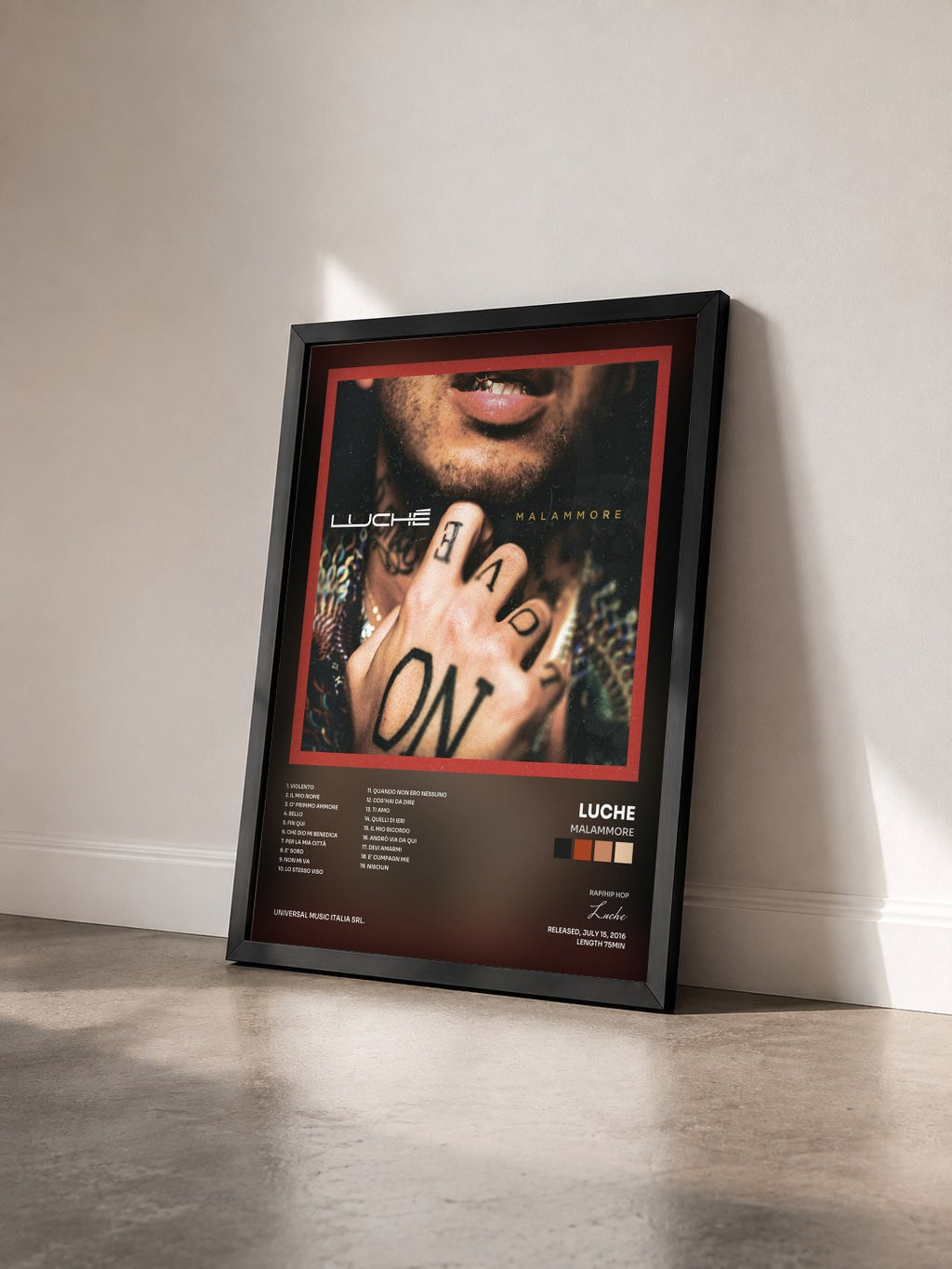 #noir Tableau de l'album Malammore de Luche vu de trois quarts, cadre noir