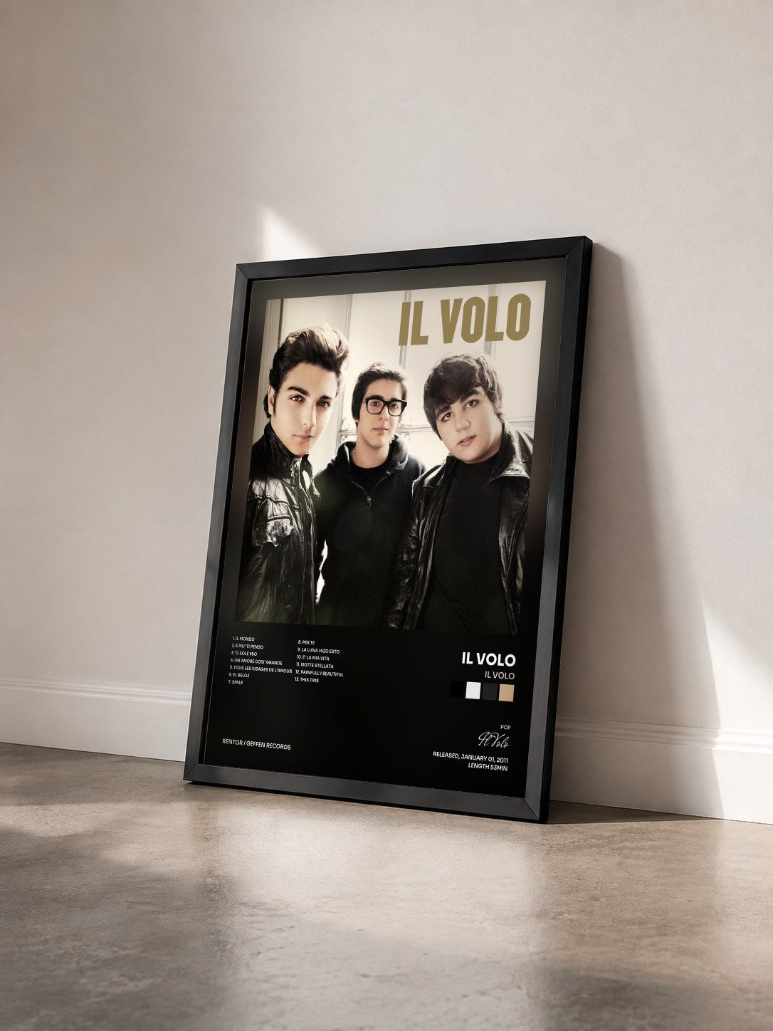 #noir Tableau de l'album Il Volo de Il Volo vu de trois quarts, cadre noir