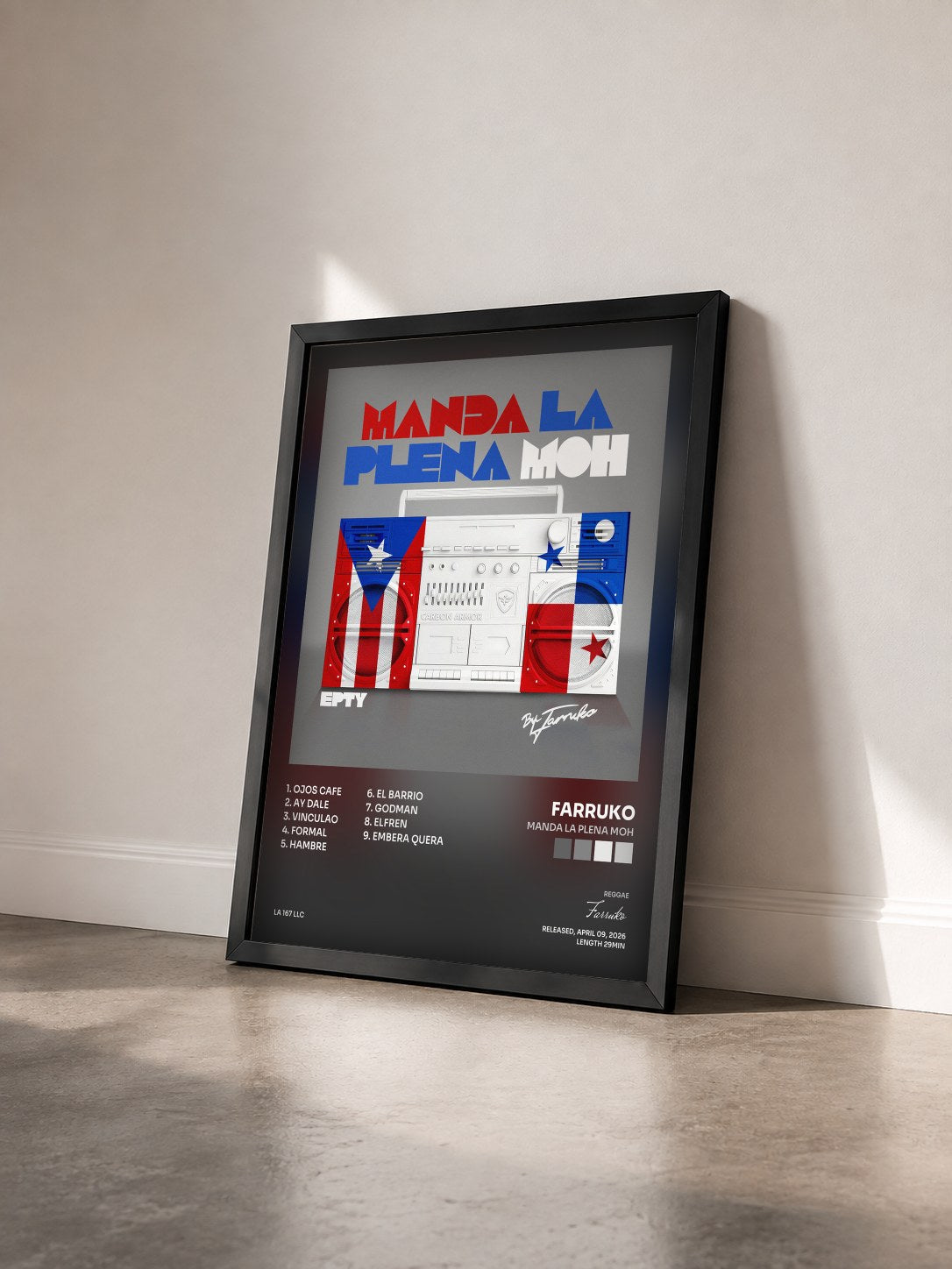 #noir Tableau de l'album Manda La Plena Moh de Farruko vu de trois quarts, cadre noir