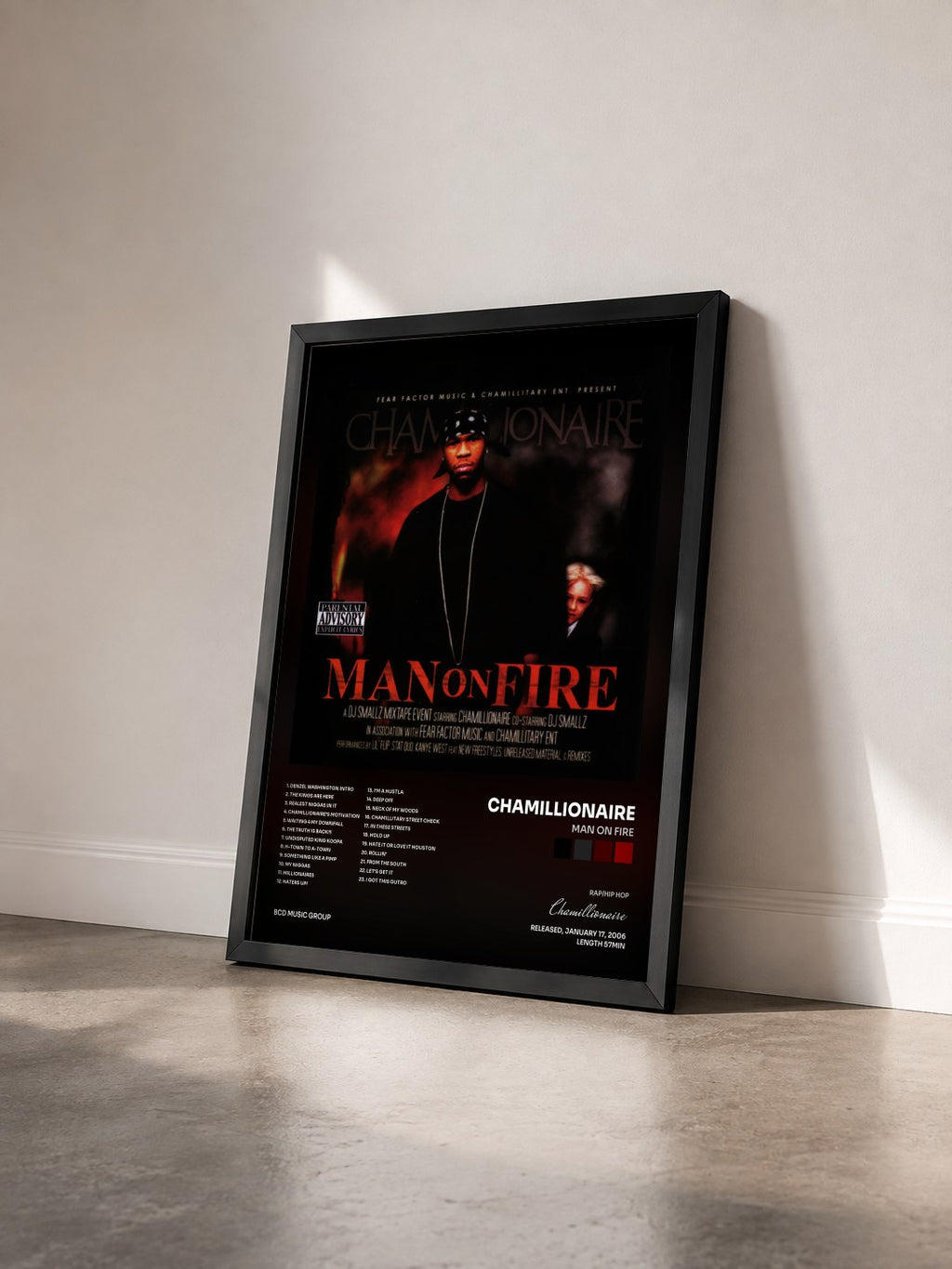 #noir Tableau de l'album Man On Fire de Chamillionaire vu de trois quarts, cadre noir