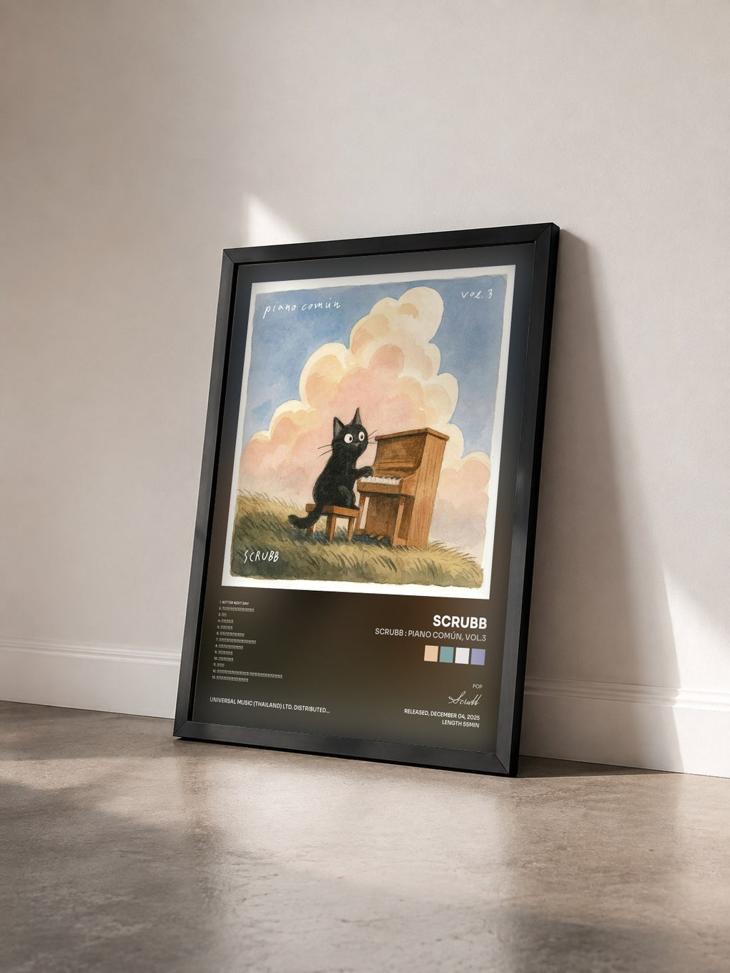 #noir Tableau de l'album SCRUBB : Piano Común, Vol.3 de Scrubb vu de trois quarts, cadre noir