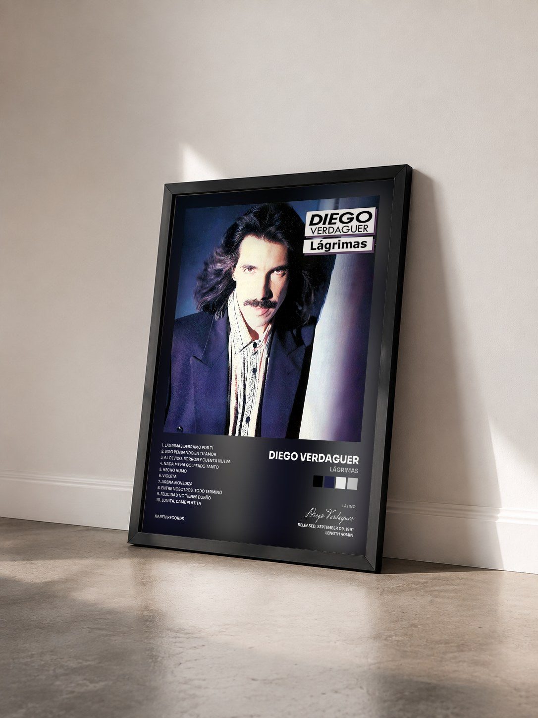 #noir Tableau de l'album Lágrimas de Diego Verdaguer vu de trois quarts, cadre noir