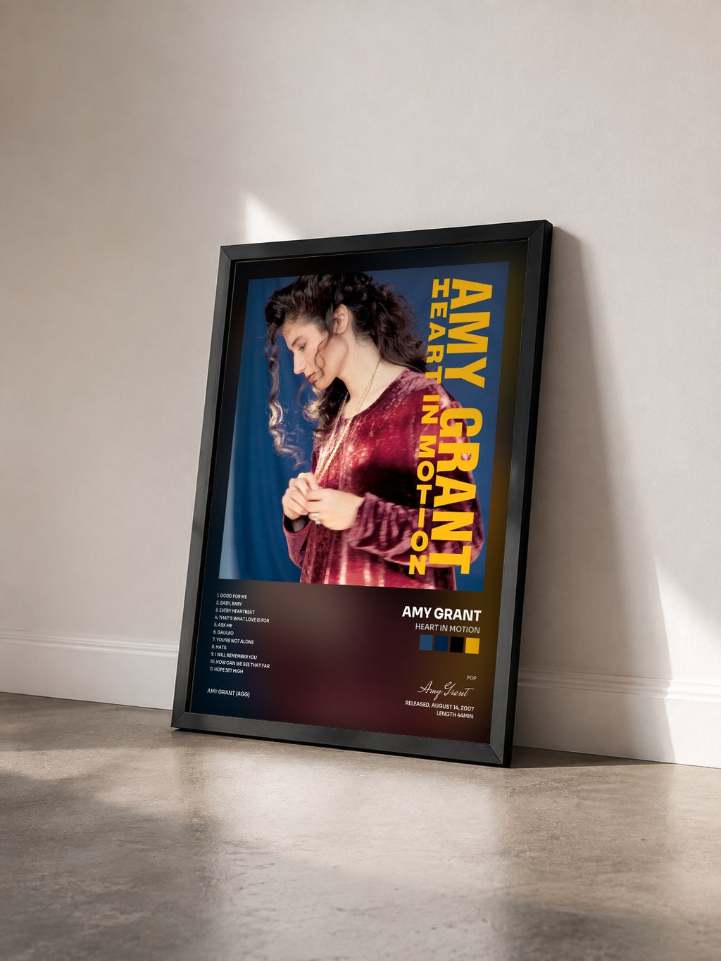 #noir Tableau de l'album Heart In Motion de Amy Grant vu de trois quarts, cadre noir