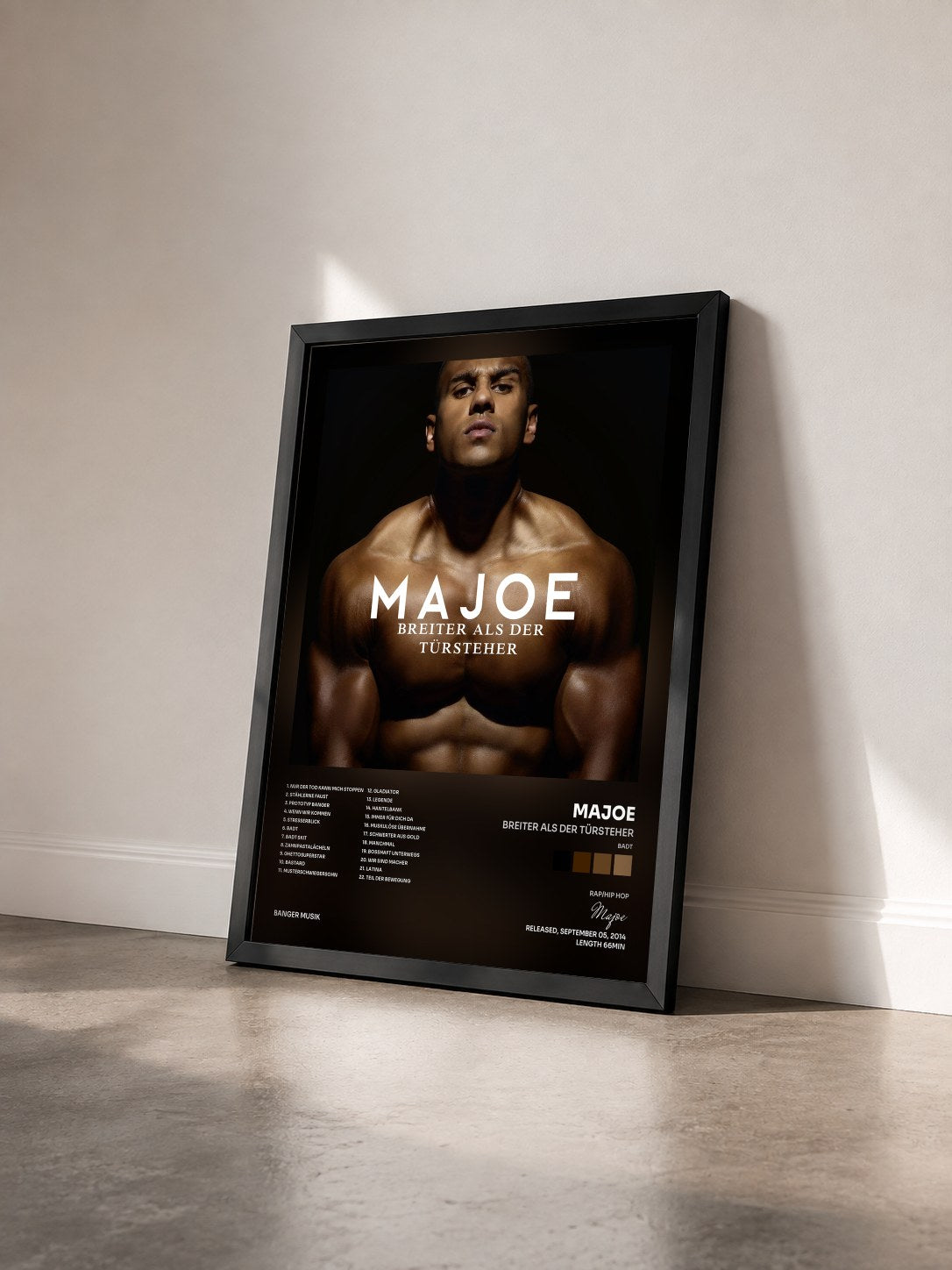 #noir Tableau de l'album Breiter als der Türsteher (BADT) [Deluxe Version] de Majoe vu de trois quarts, cadre noir