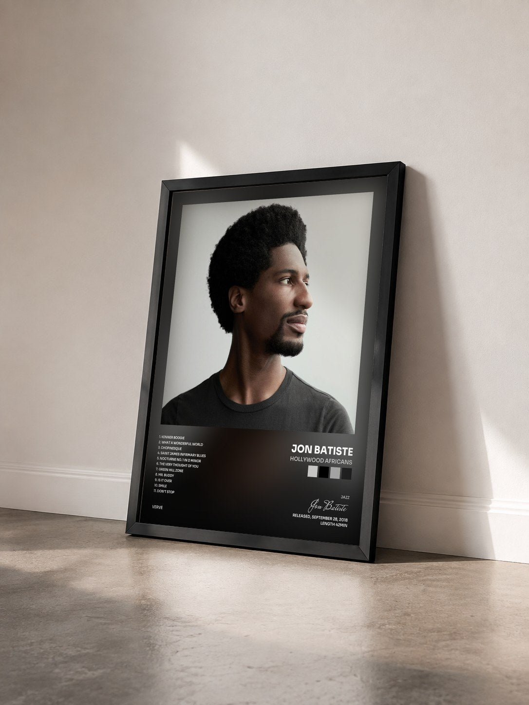 #noir Tableau de l'album Hollywood Africans de Jon Batiste vu de trois quarts, cadre noir