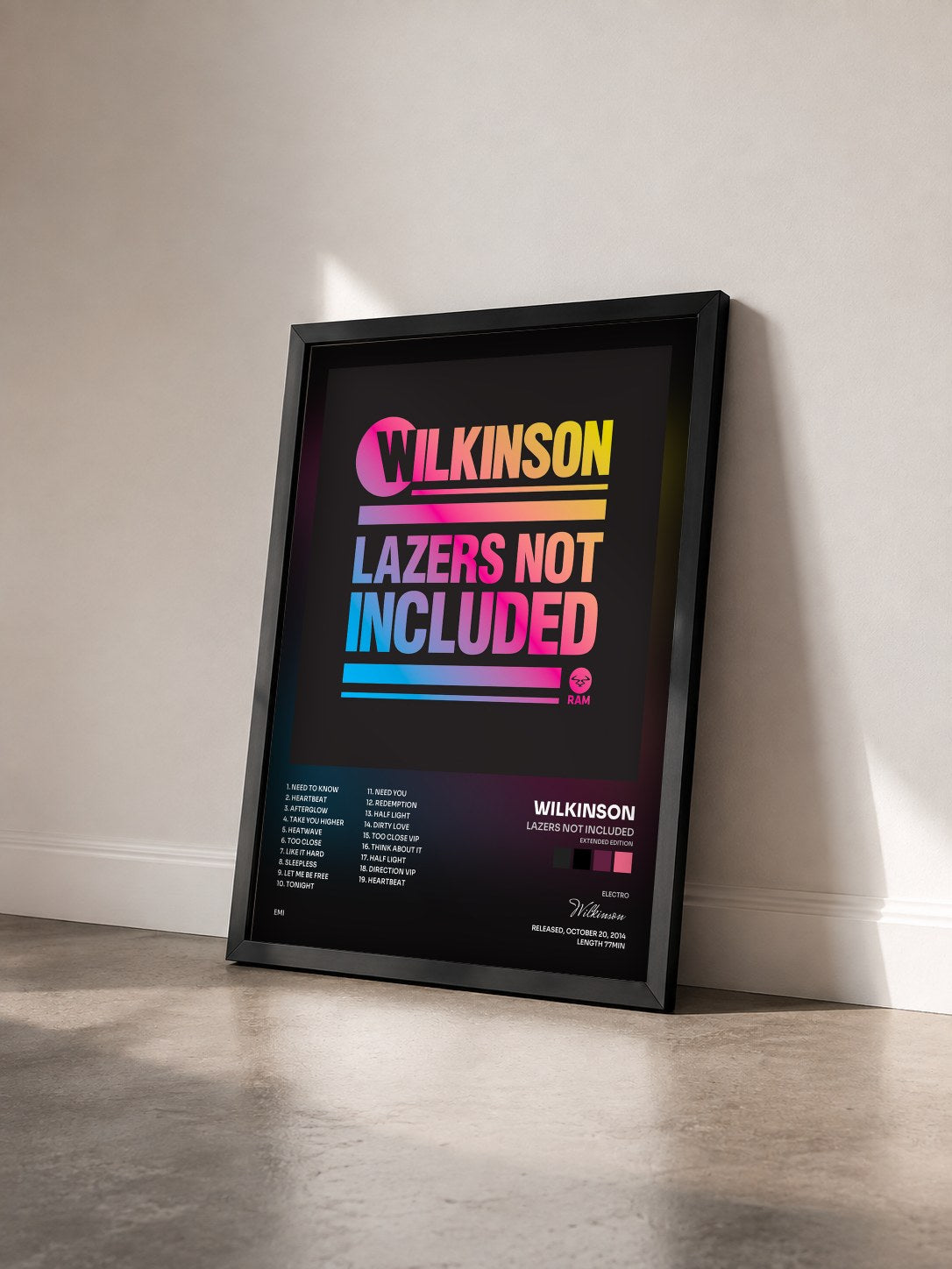 #noir Tableau de l'album Lazers Not Included (Extended Edition) de Wilkinson vu de trois quarts, cadre noir