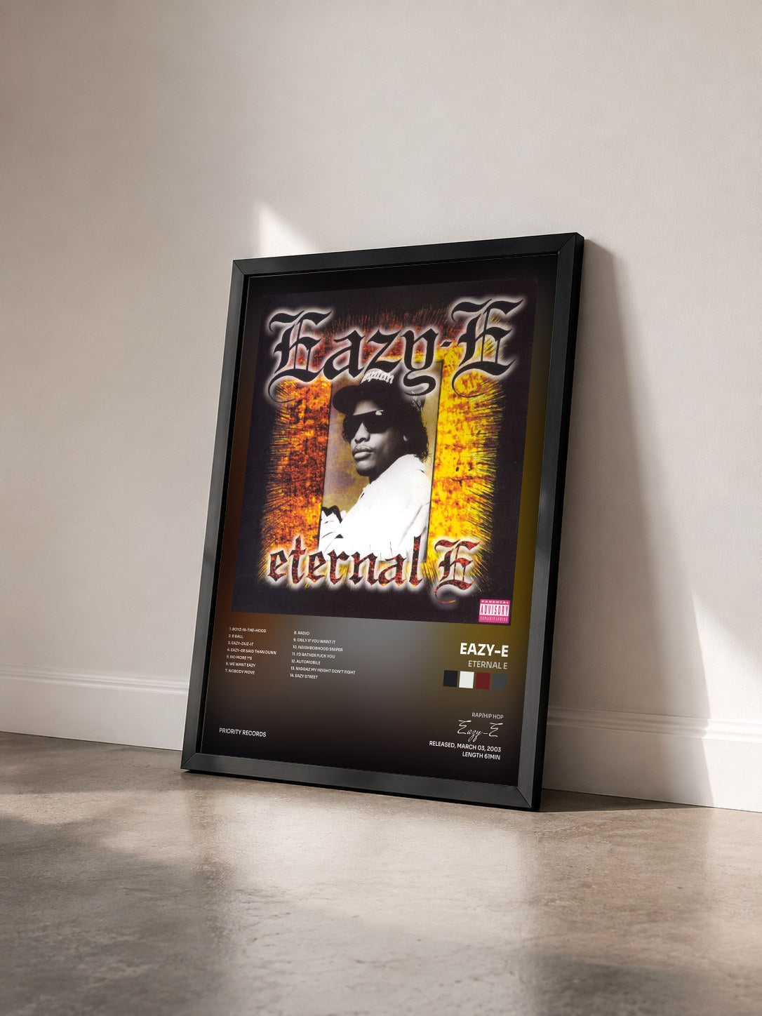 #noir Tableau de l'album Eternal E de Eazy-E vu de trois quarts, cadre noir