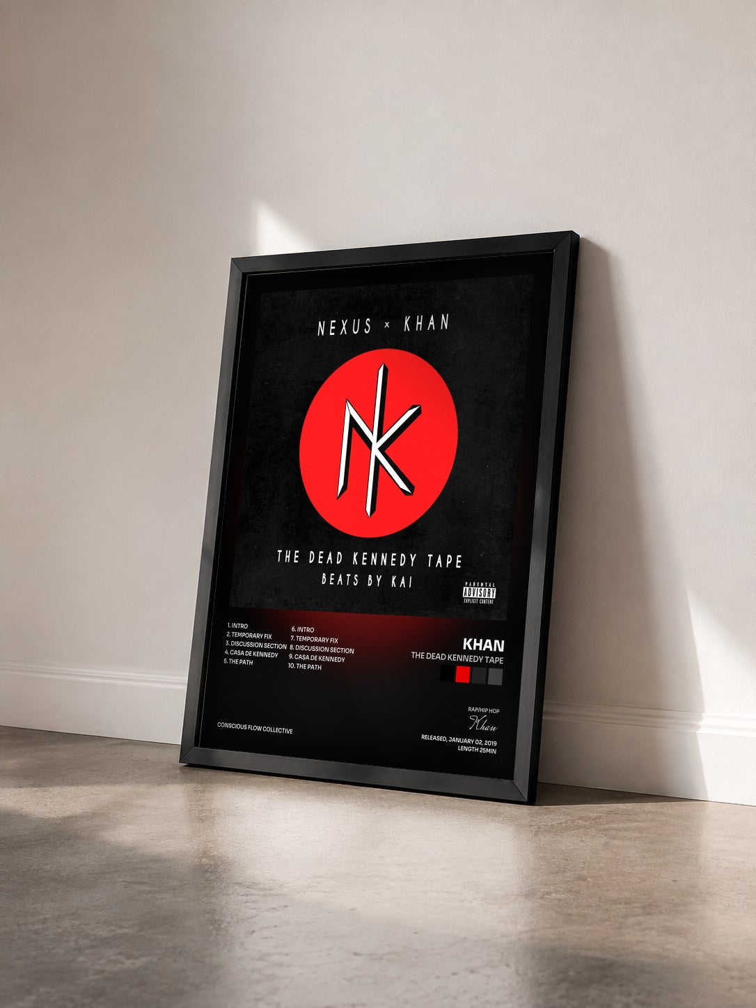 #noir Tableau de l'album The Dead Kennedy Tape de Khan vu de trois quarts, cadre noir