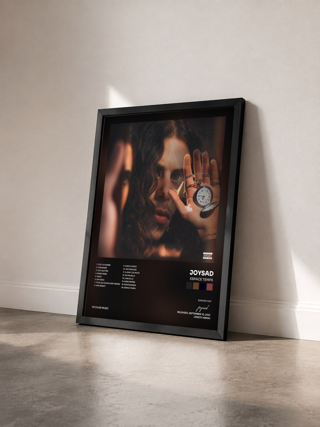 #noir Tableau de l'album Espace temps de joysad vu de trois quarts, cadre noir