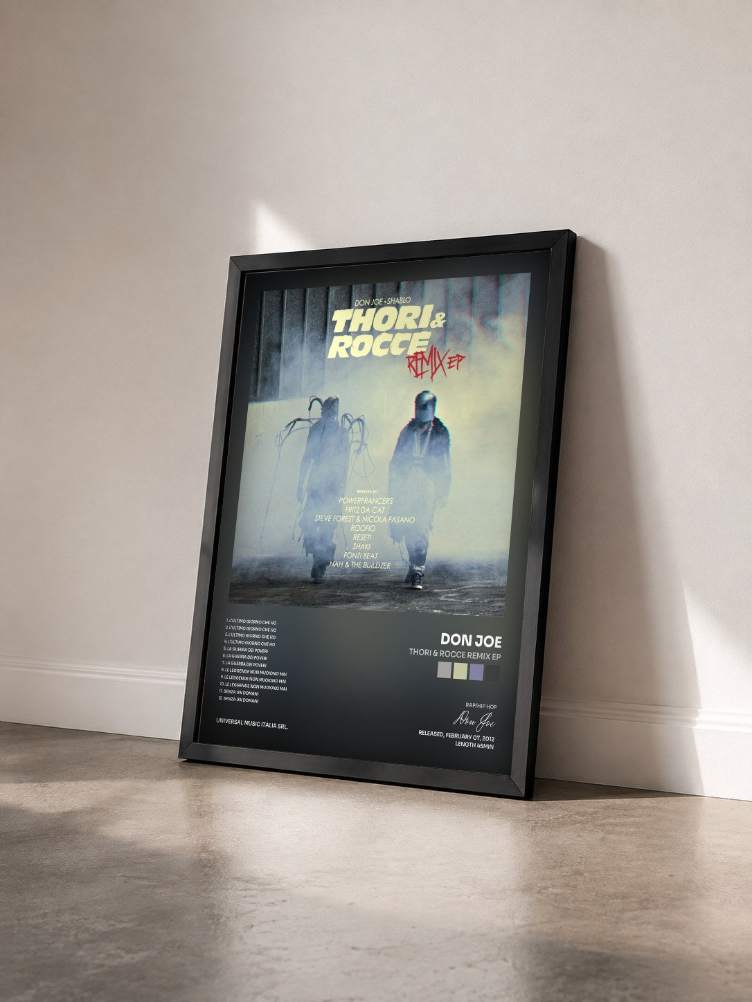 #noir Tableau de l'album Thori & Rocce Remix EP de Don Joe vu de trois quarts, cadre noir