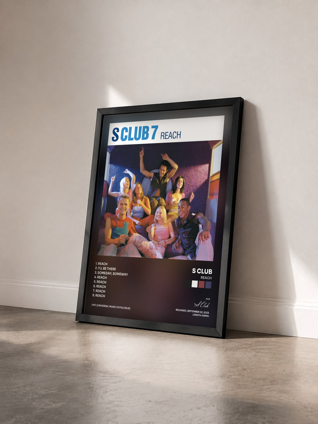 #noir Tableau de l'album Reach de S Club vu de trois quarts, cadre noir