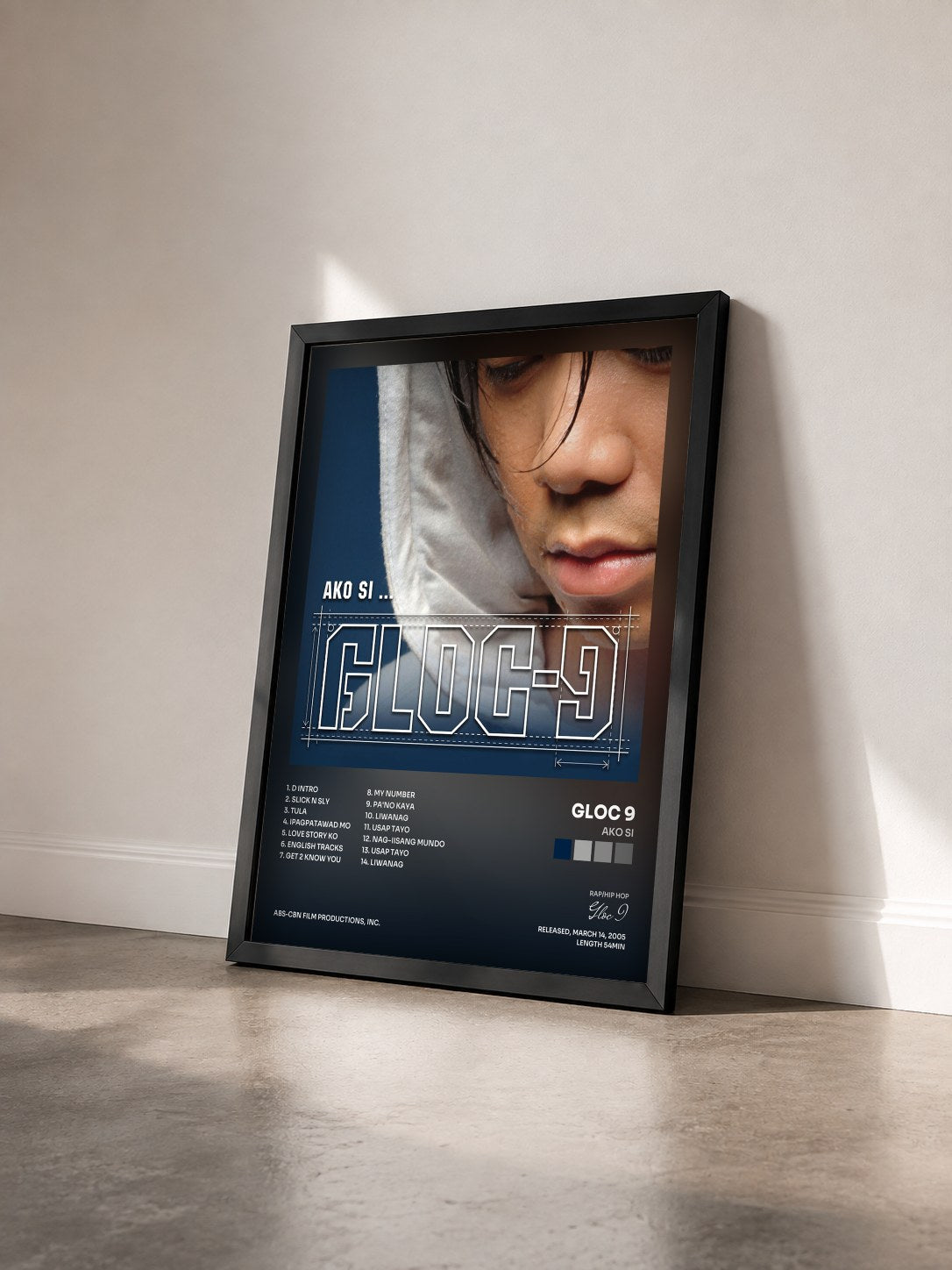 #noir Tableau de l'album Ako Si de Gloc 9 vu de trois quarts, cadre noir