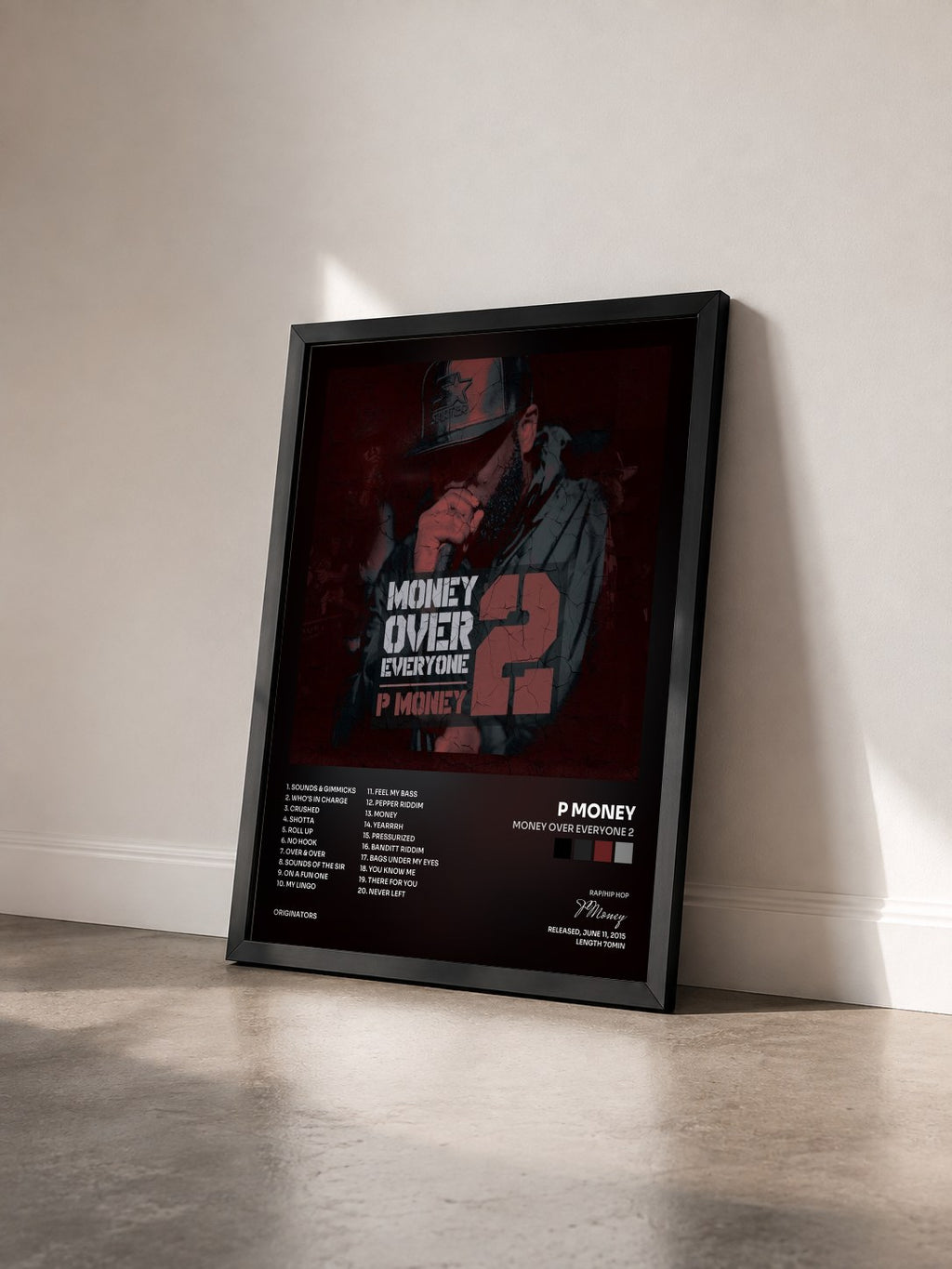 #noir Tableau de l'album Money Over Everyone 2 de P Money vu de trois quarts, cadre noir