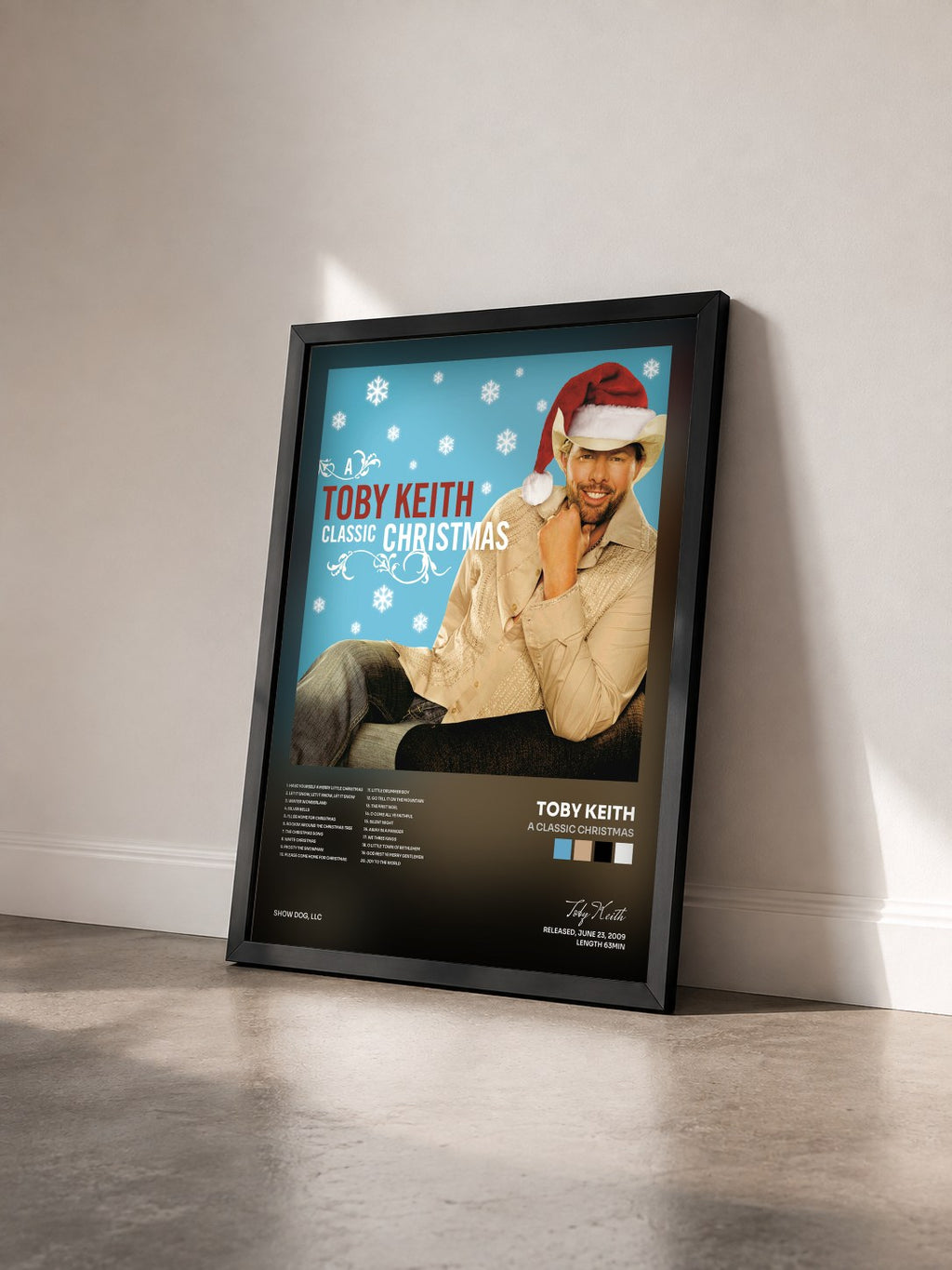 #noir Tableau de l'album A Classic Christmas de Toby Keith vu de trois quarts, cadre noir