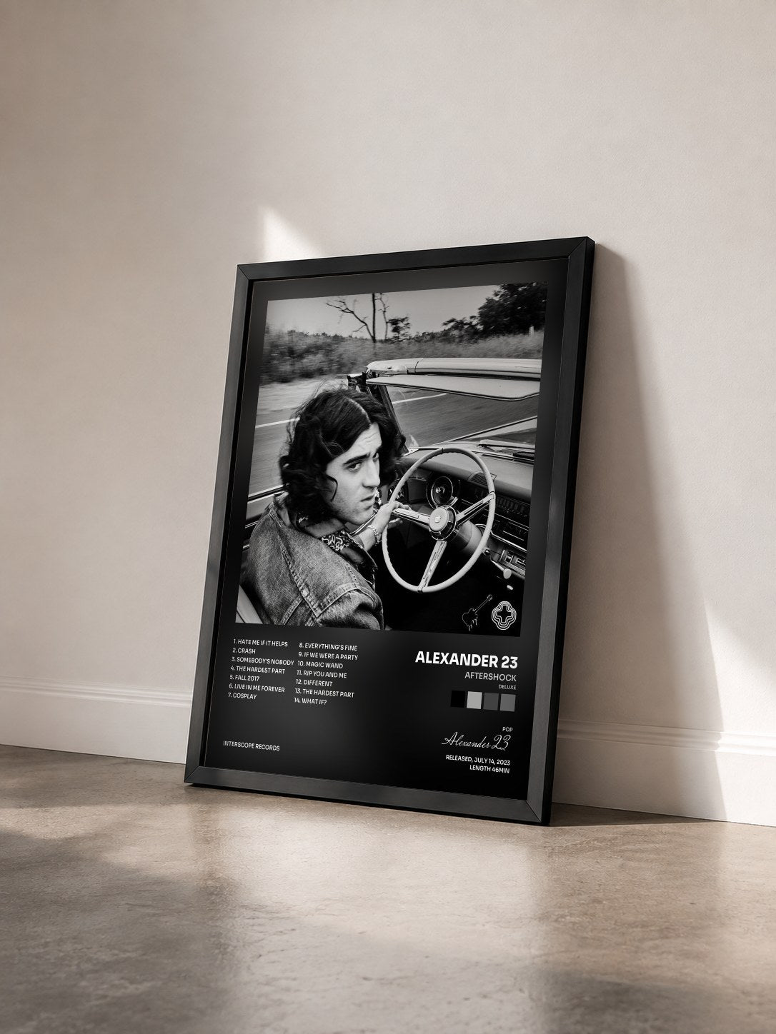 #noir Tableau de l'album Aftershock (Deluxe) de Alexander 23 vu de trois quarts, cadre noir