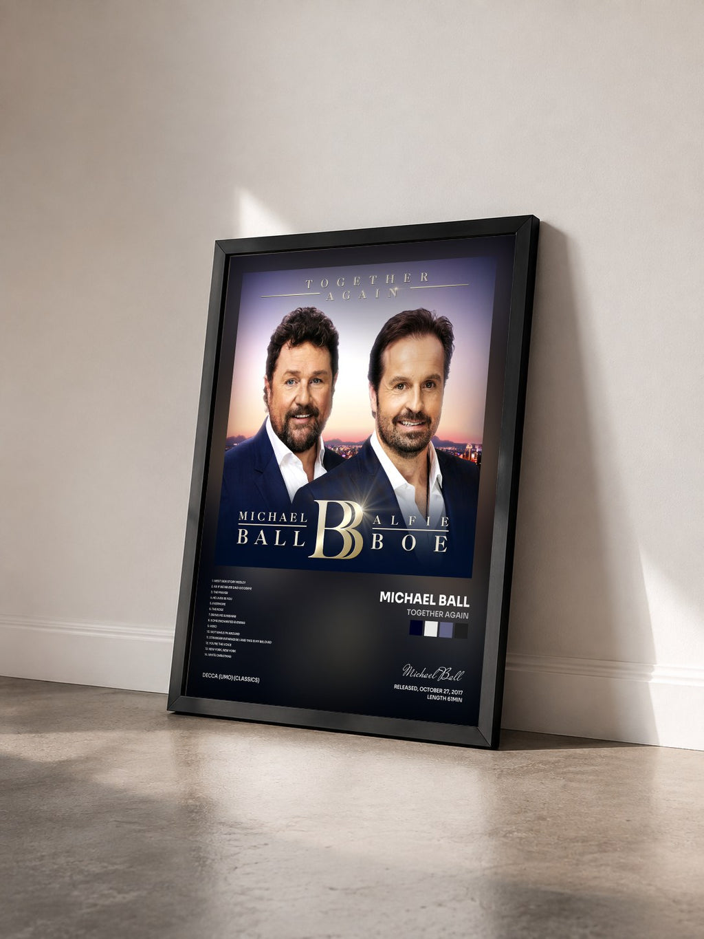 #noir Tableau de l'album Together Again de Michael Ball vu de trois quarts, cadre noir
