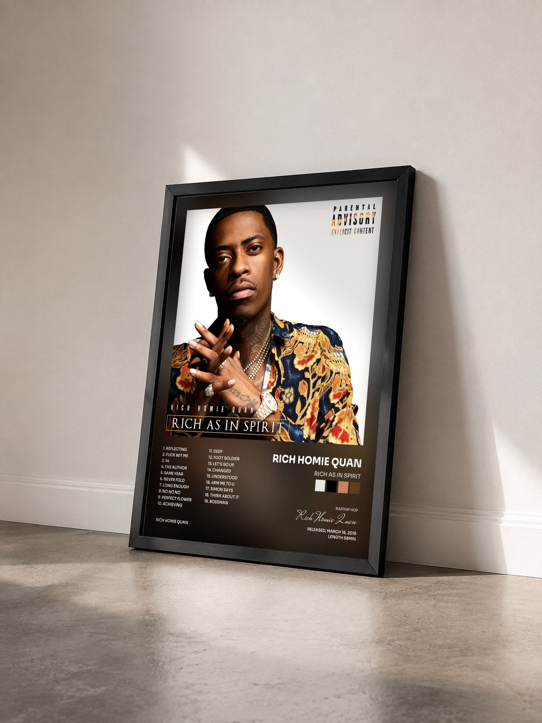 #noir Tableau de l'album Rich As In Spirit de Rich Homie Quan vu de trois quarts, cadre noir