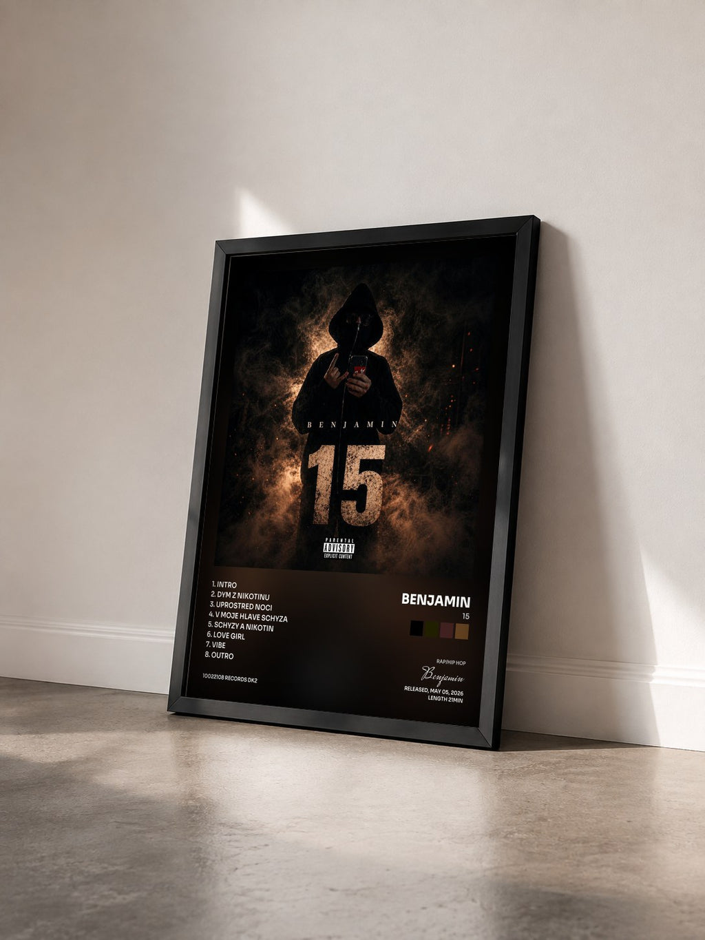 #noir Tableau de l'album 15 de Benjamin vu de trois quarts, cadre noir