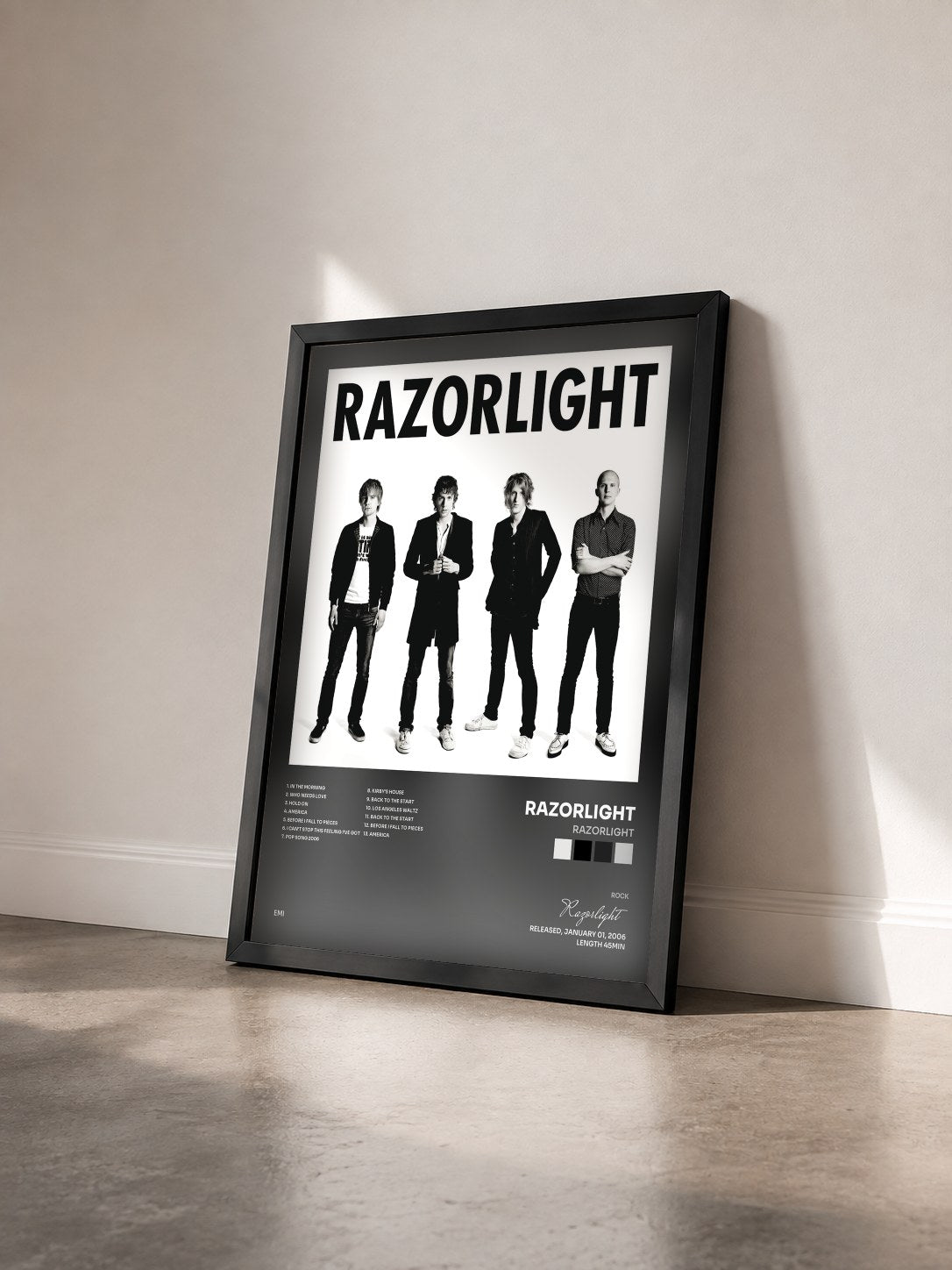 #noir Tableau de l'album Razorlight de Razorlight vu de trois quarts, cadre noir