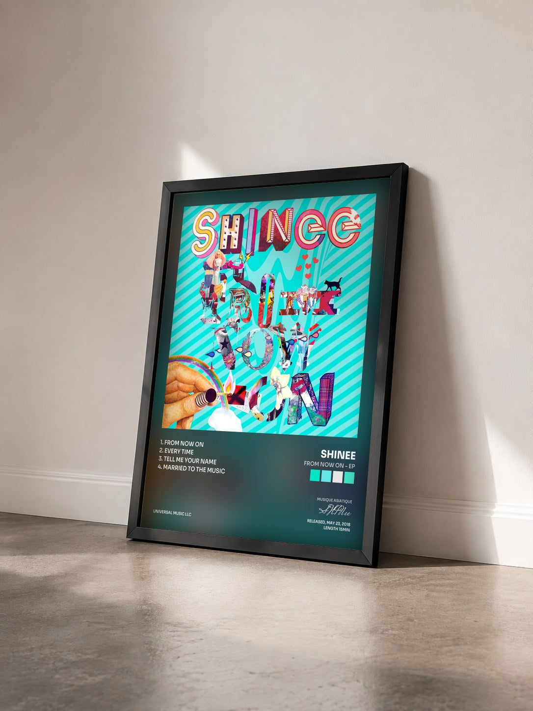 #noir Tableau de l'album From Now On - EP de SHINee vu de trois quarts, cadre noir