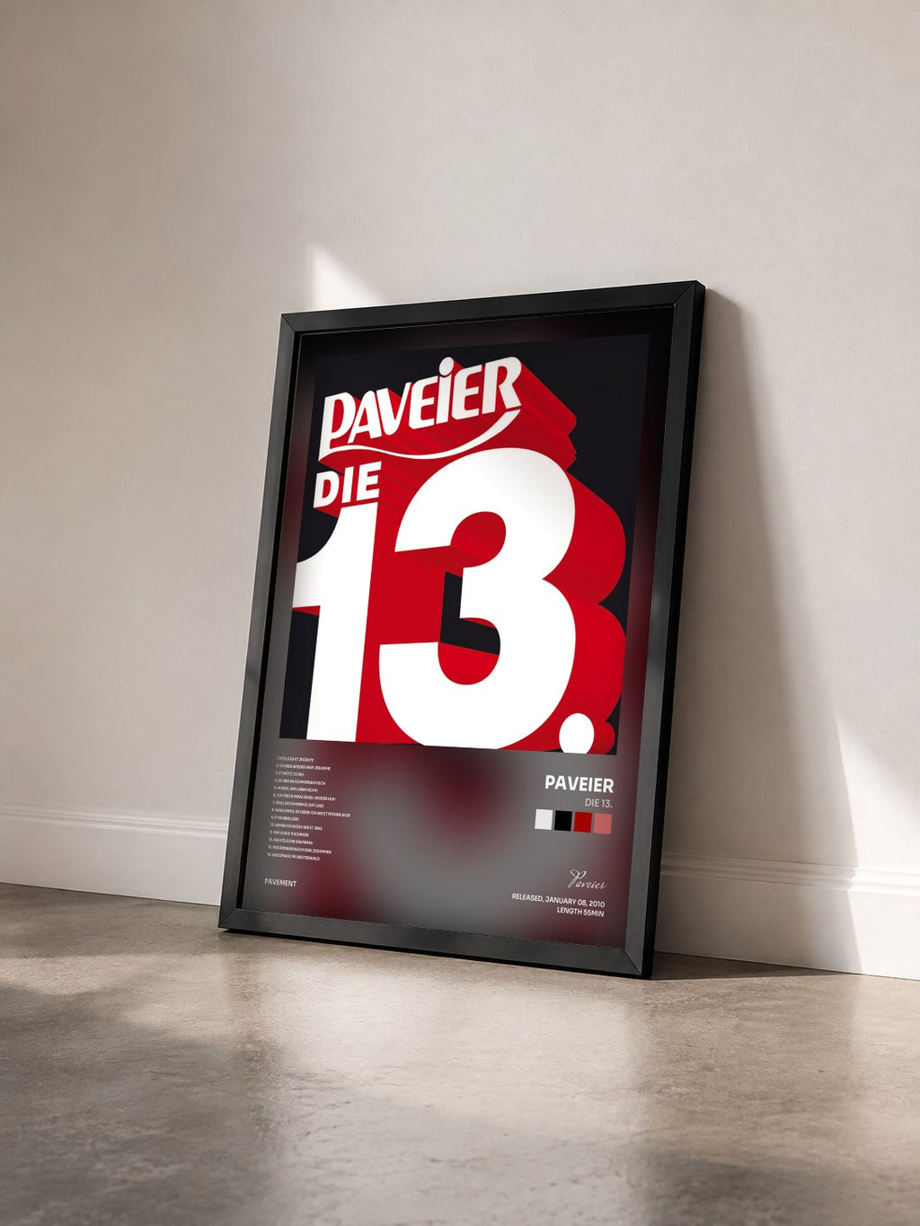#noir Tableau de l'album Die 13. de Paveier vu de trois quarts, cadre noir
