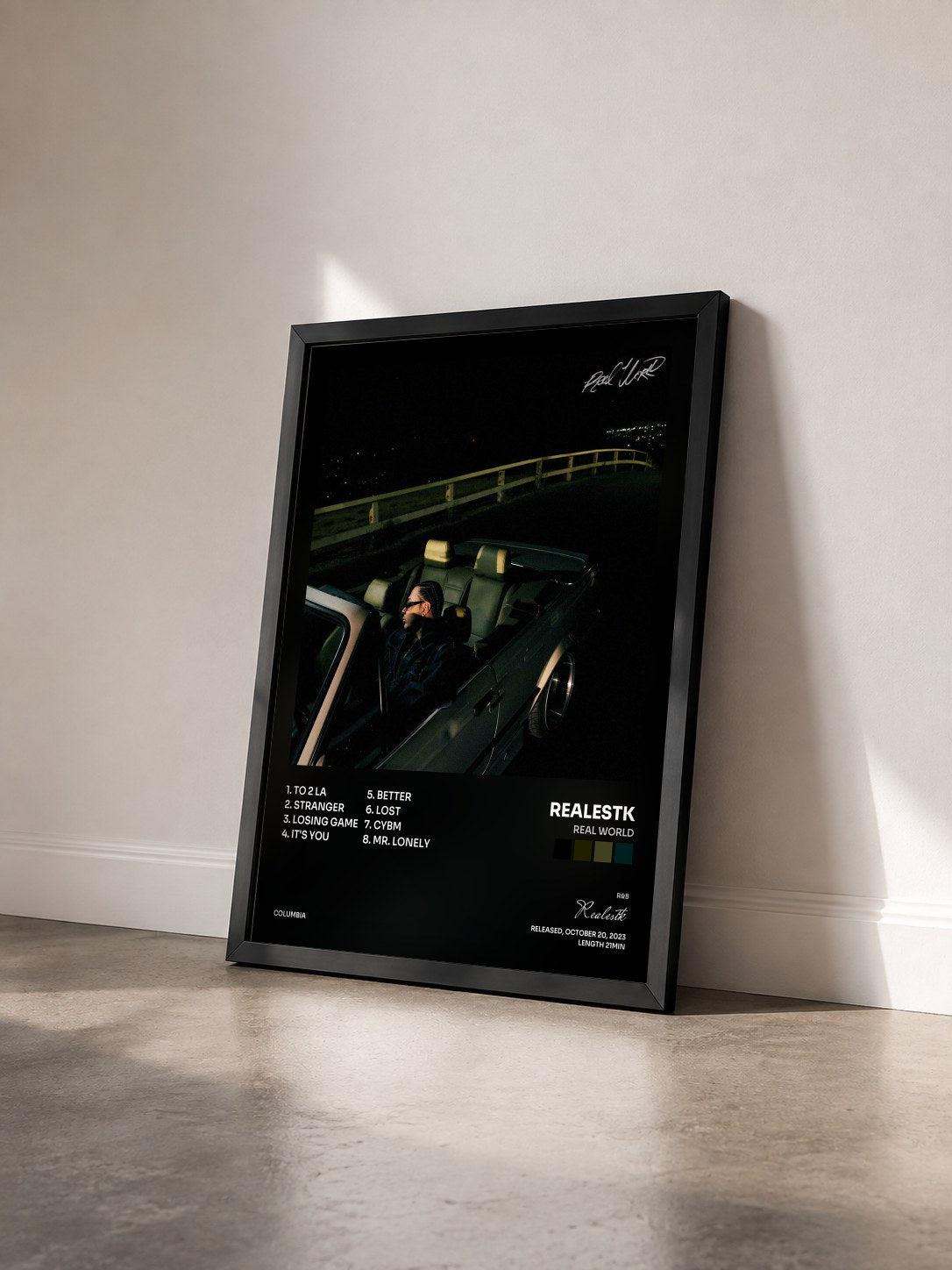 #noir Tableau de l'album Real World de Realestk vu de trois quarts, cadre noir