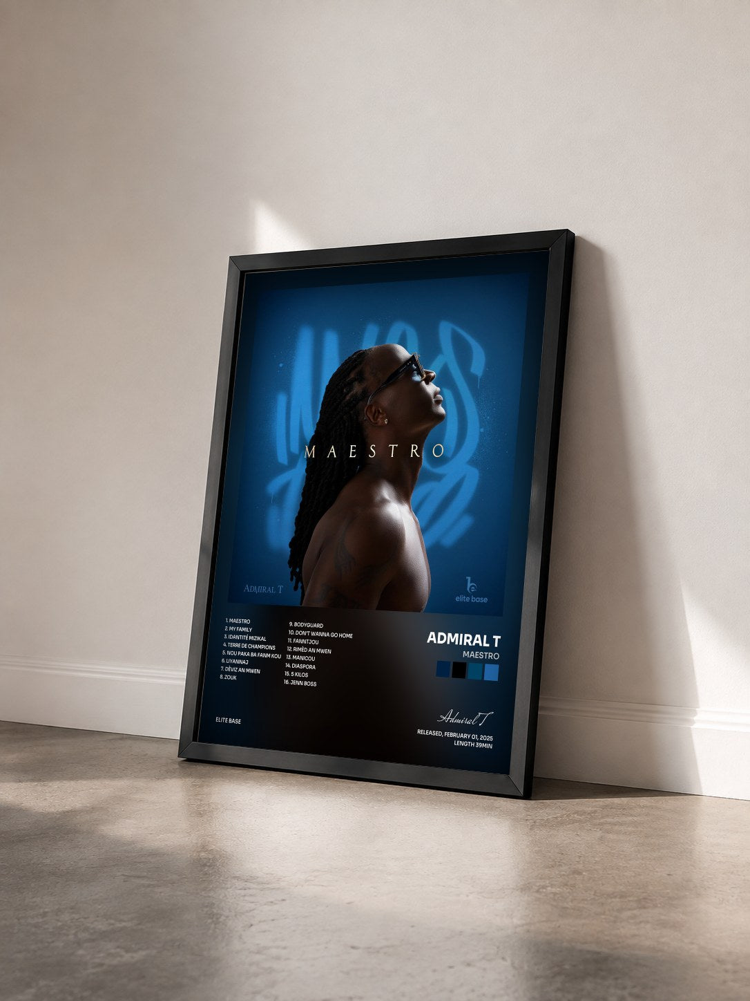 #noir Tableau de l'album MAESTRO de Admiral T vu de trois quarts, cadre noir