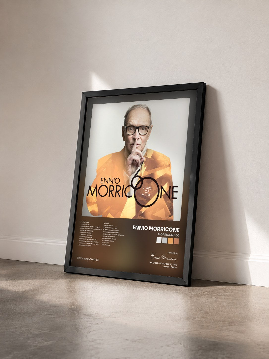 #noir Tableau de l'album Morricone 60 de Ennio Morricone vu de trois quarts, cadre noir