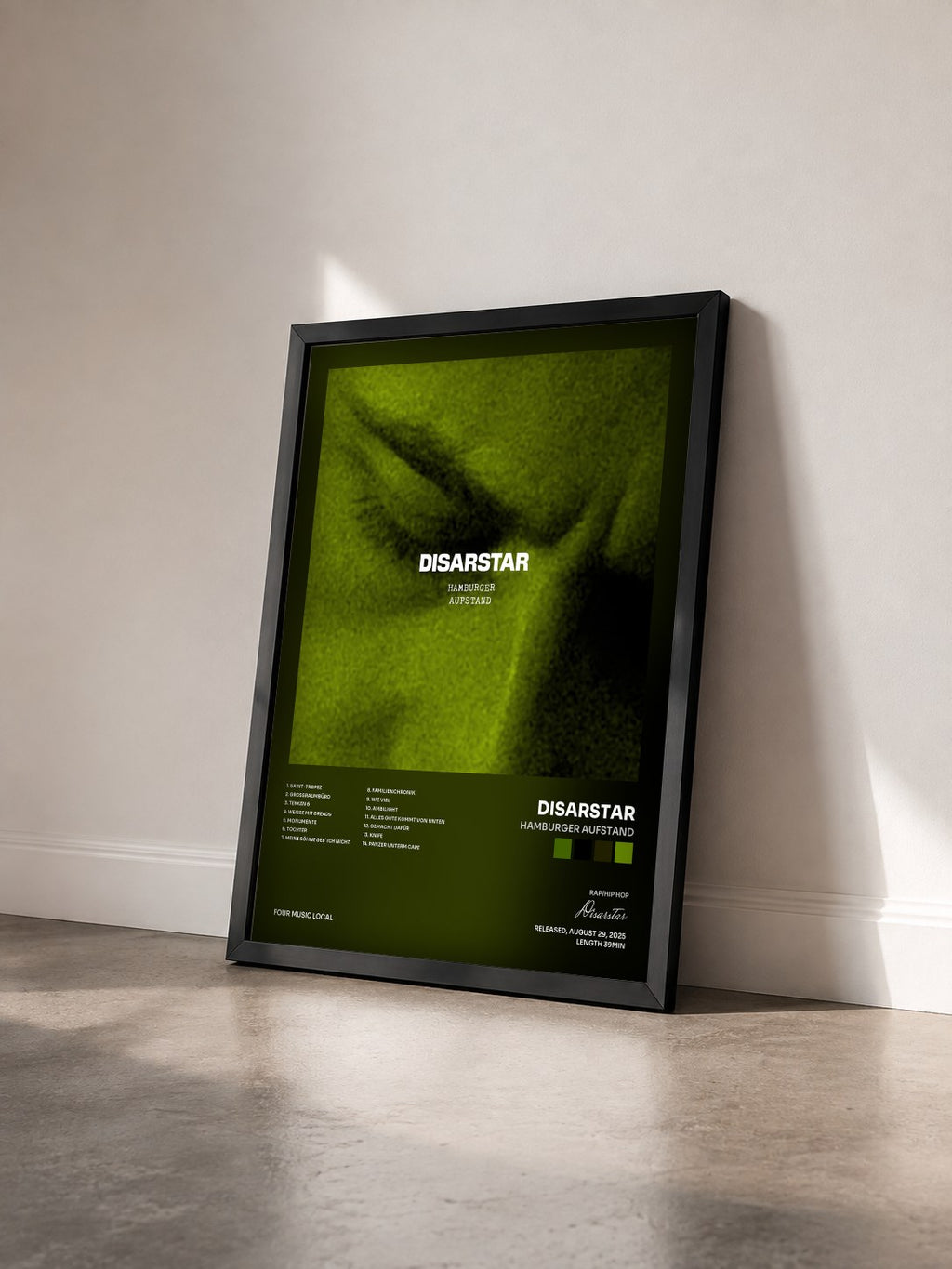 #noir Tableau de l'album Hamburger Aufstand de Disarstar vu de trois quarts, cadre noir