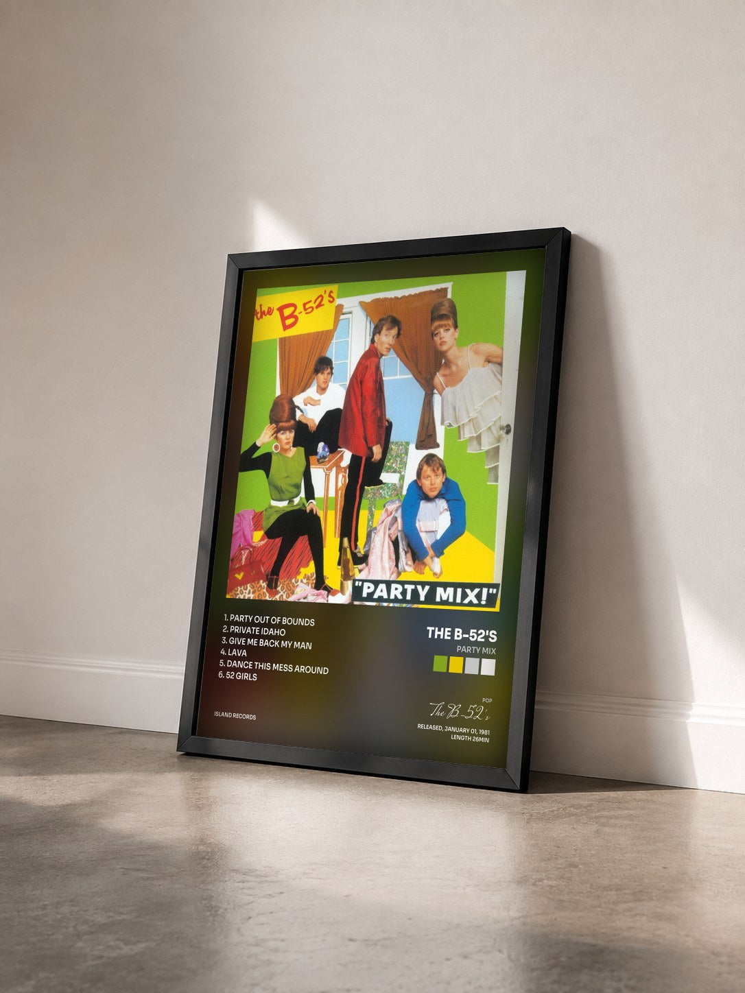 #noir Tableau de l'album Party Mix de The B-52's vu de trois quarts, cadre noir
